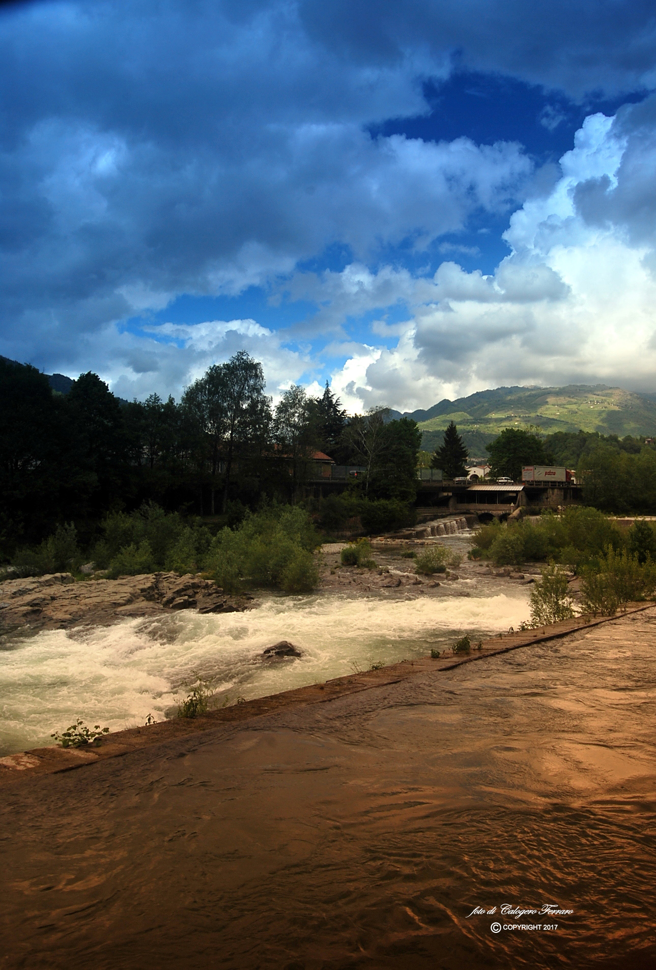 Gazzaniga - the river Serio