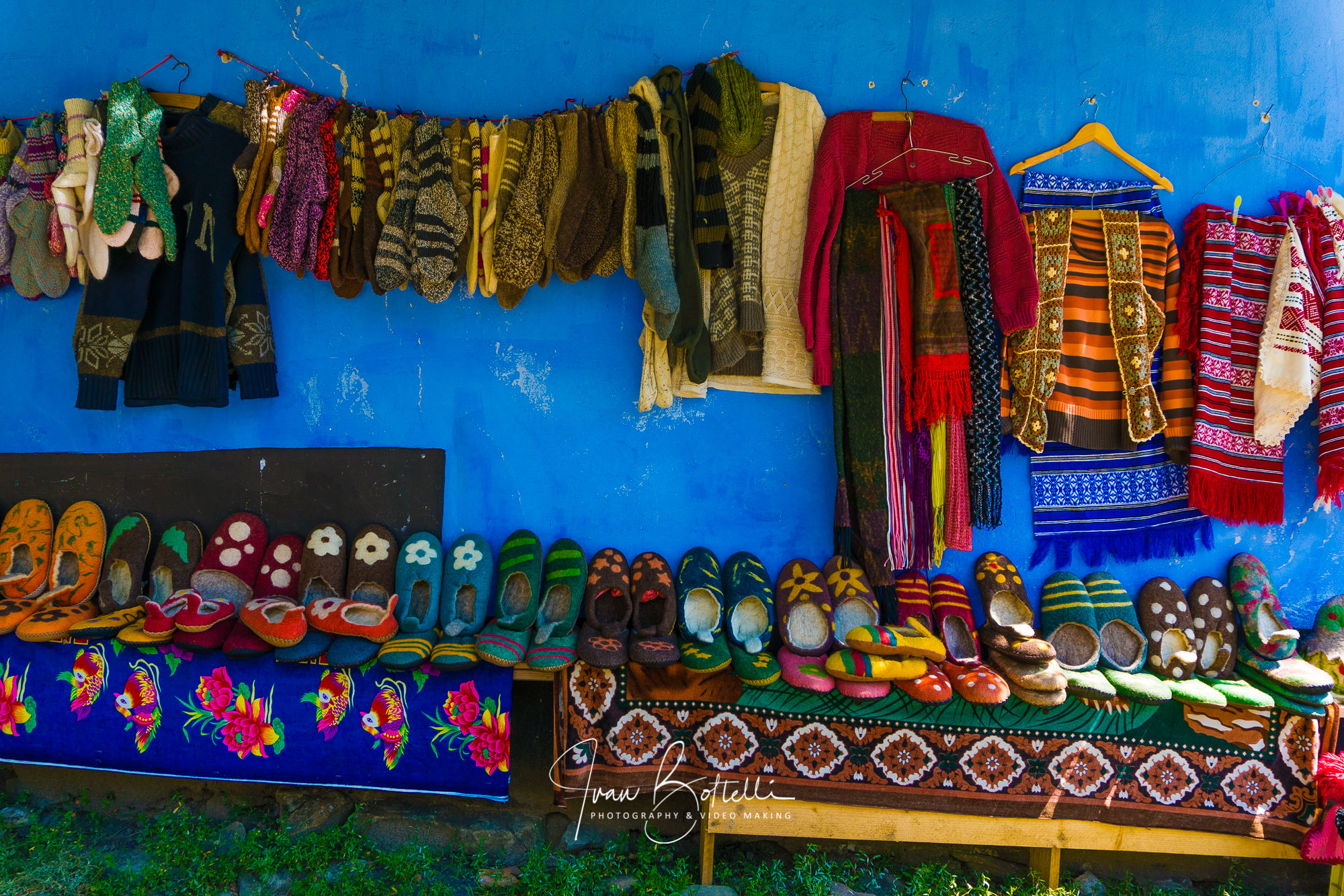 Typical handicraft stalls at Viscri