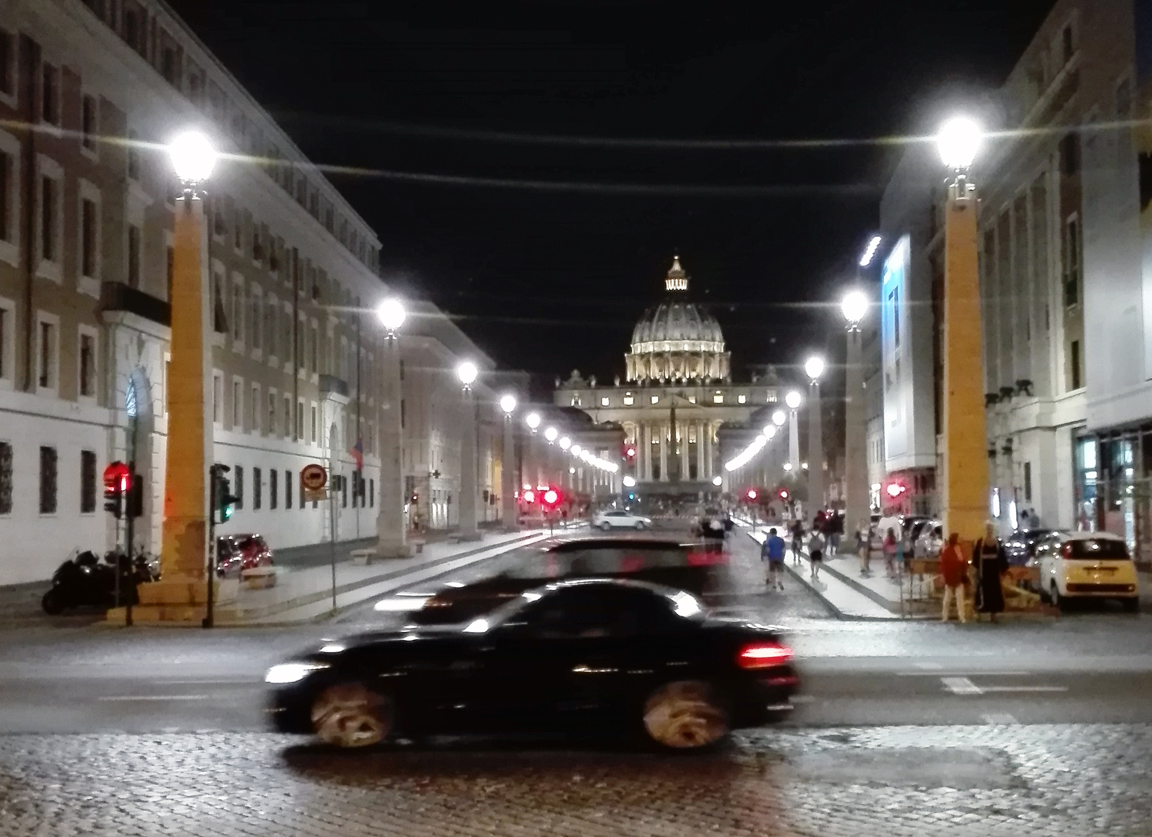 Il sorpasso pontificio