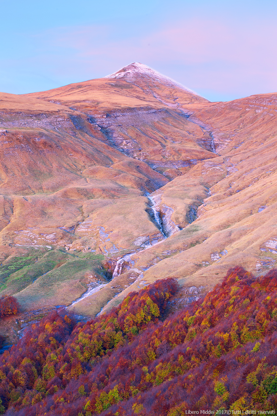 Dawn on the Laga Mountains
