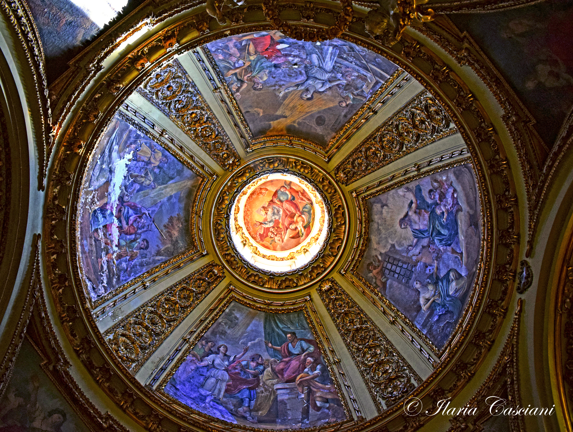 With the nose up, detail in Cathedral.