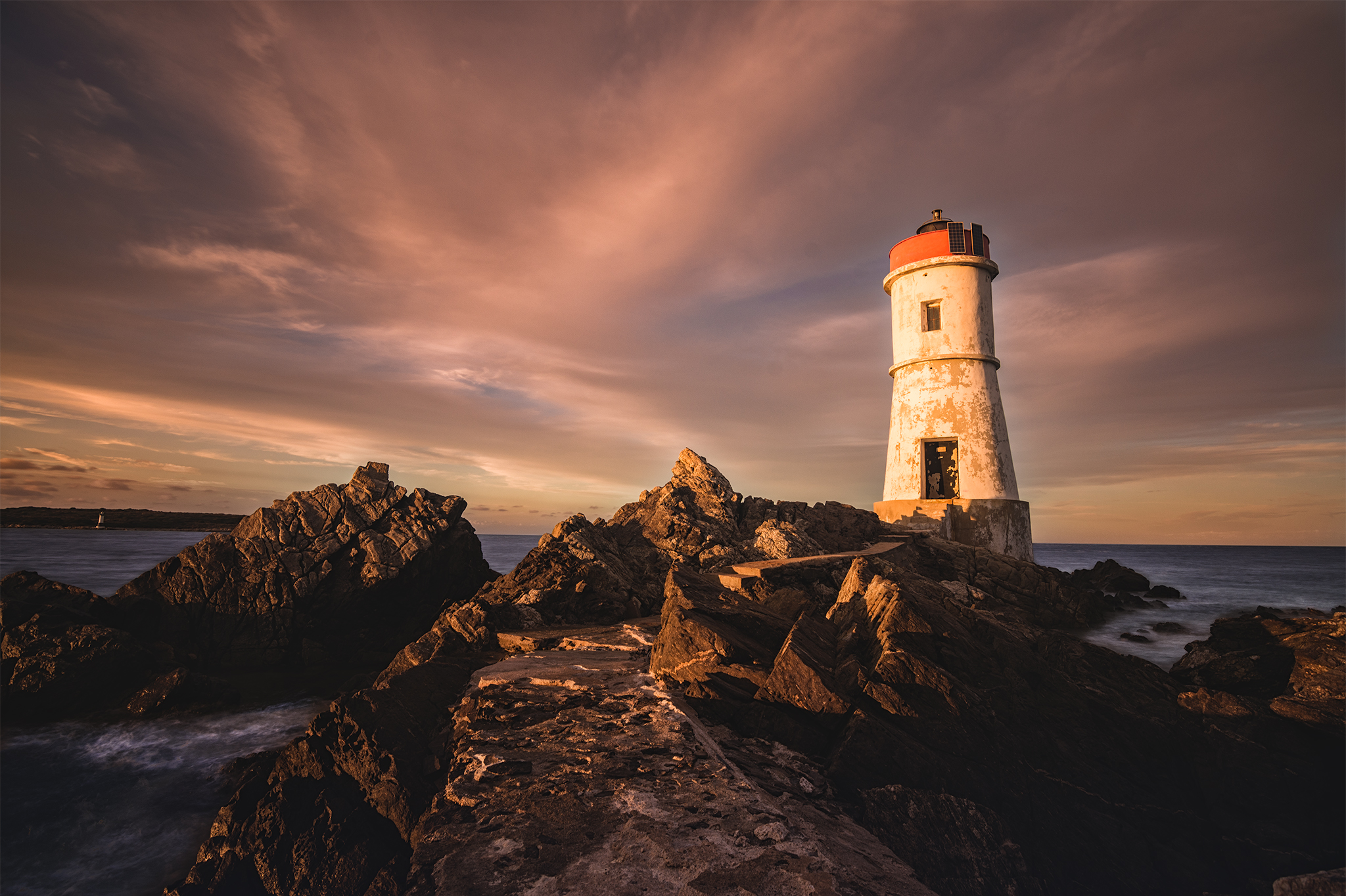 Tramonto dal faro di Capo Ferro