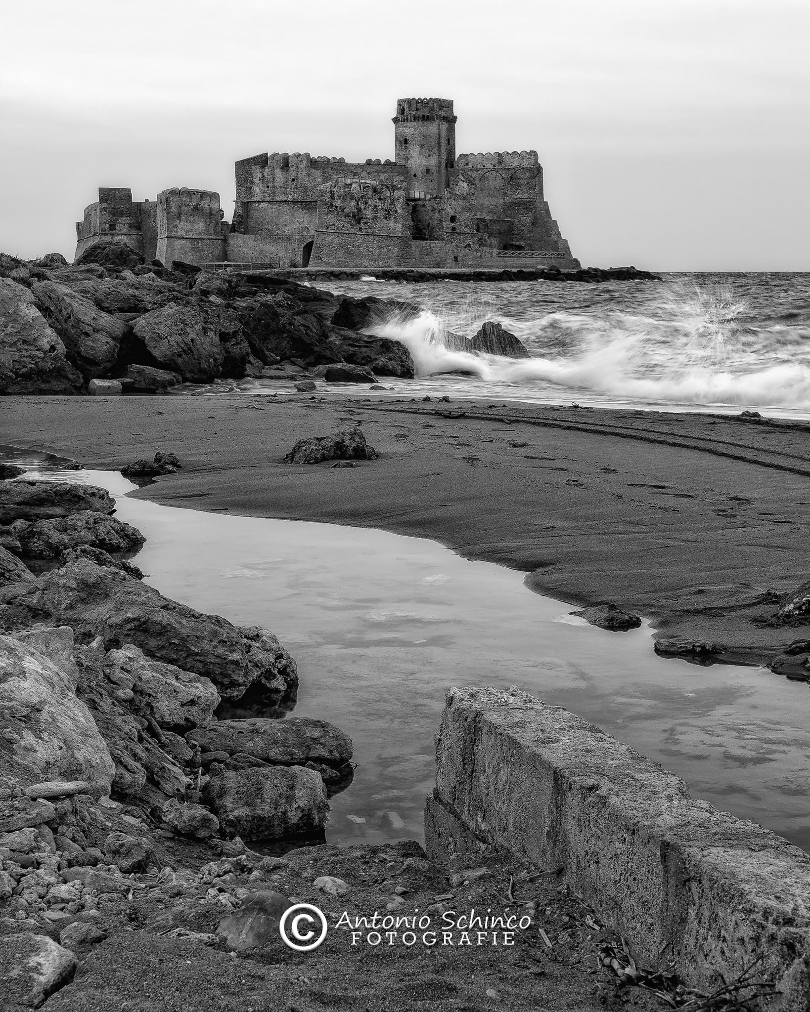 The Aragonese Castle in monochrome