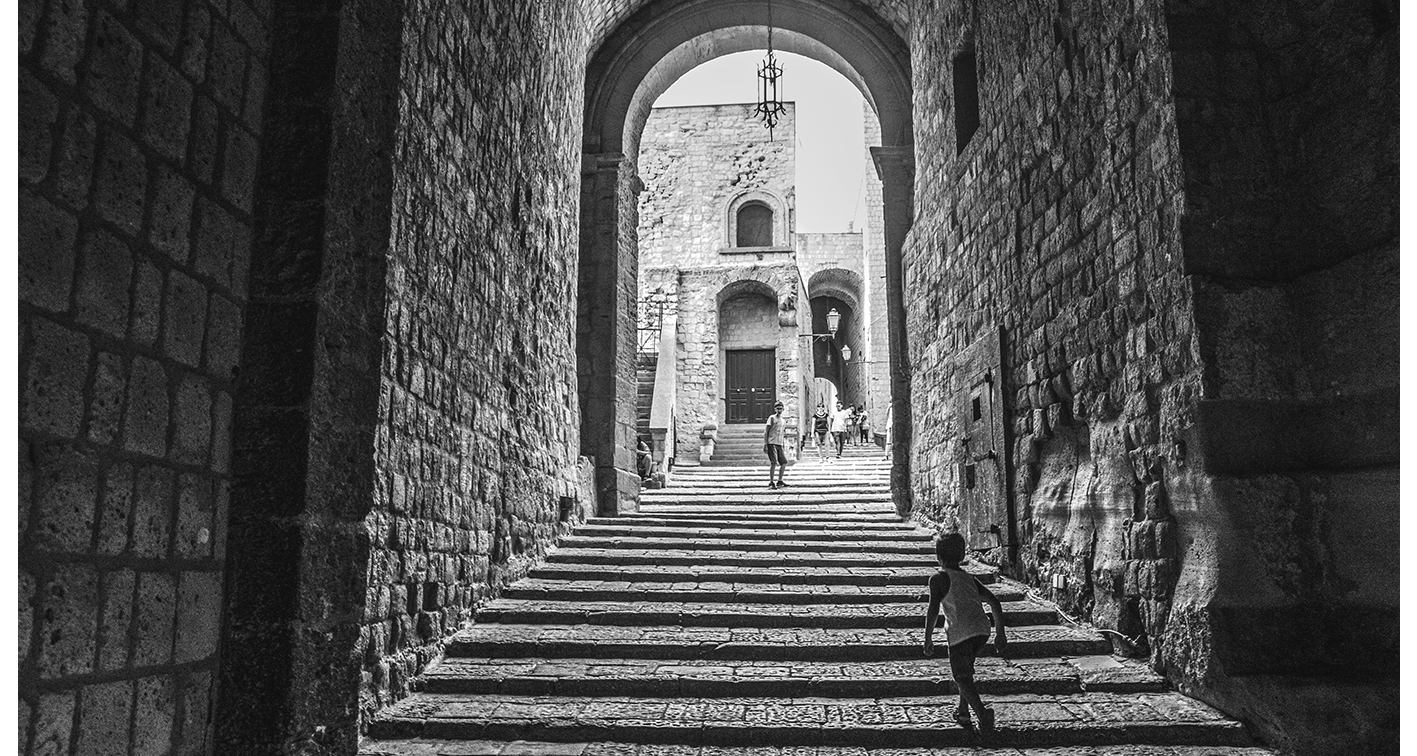 Into Castel dell'Ovo