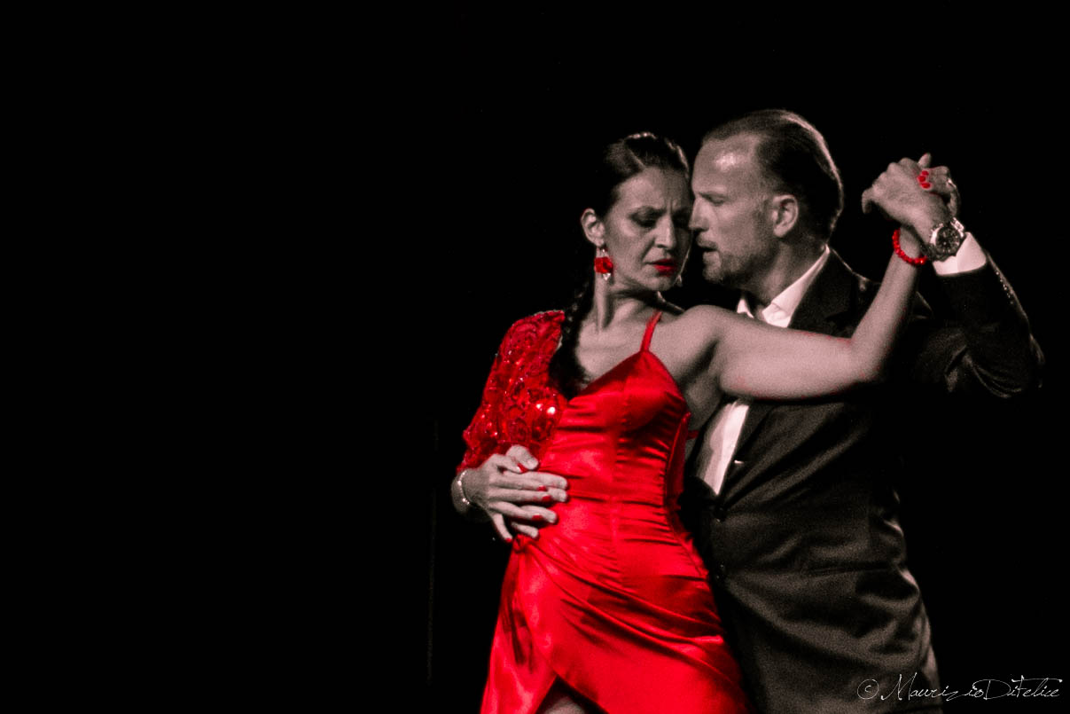 Tango Red Passion