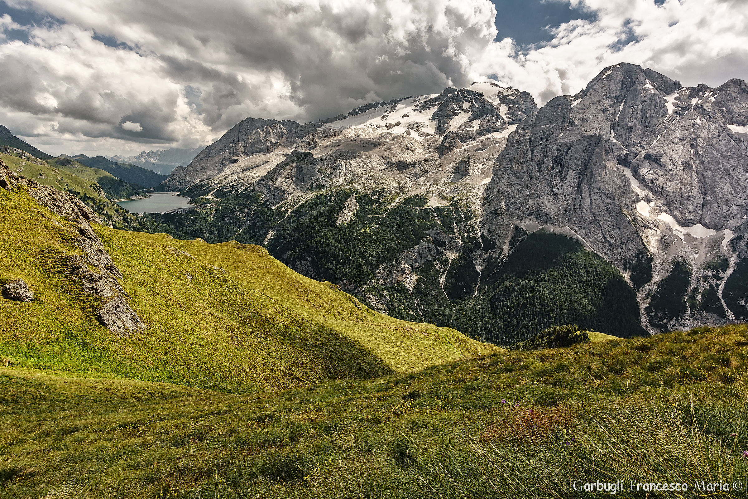 Walking on the Viel from the Pan