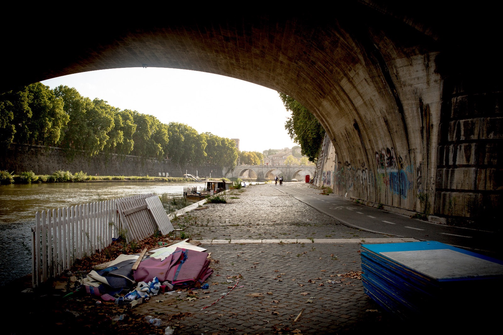 ......Da sotto al ponte