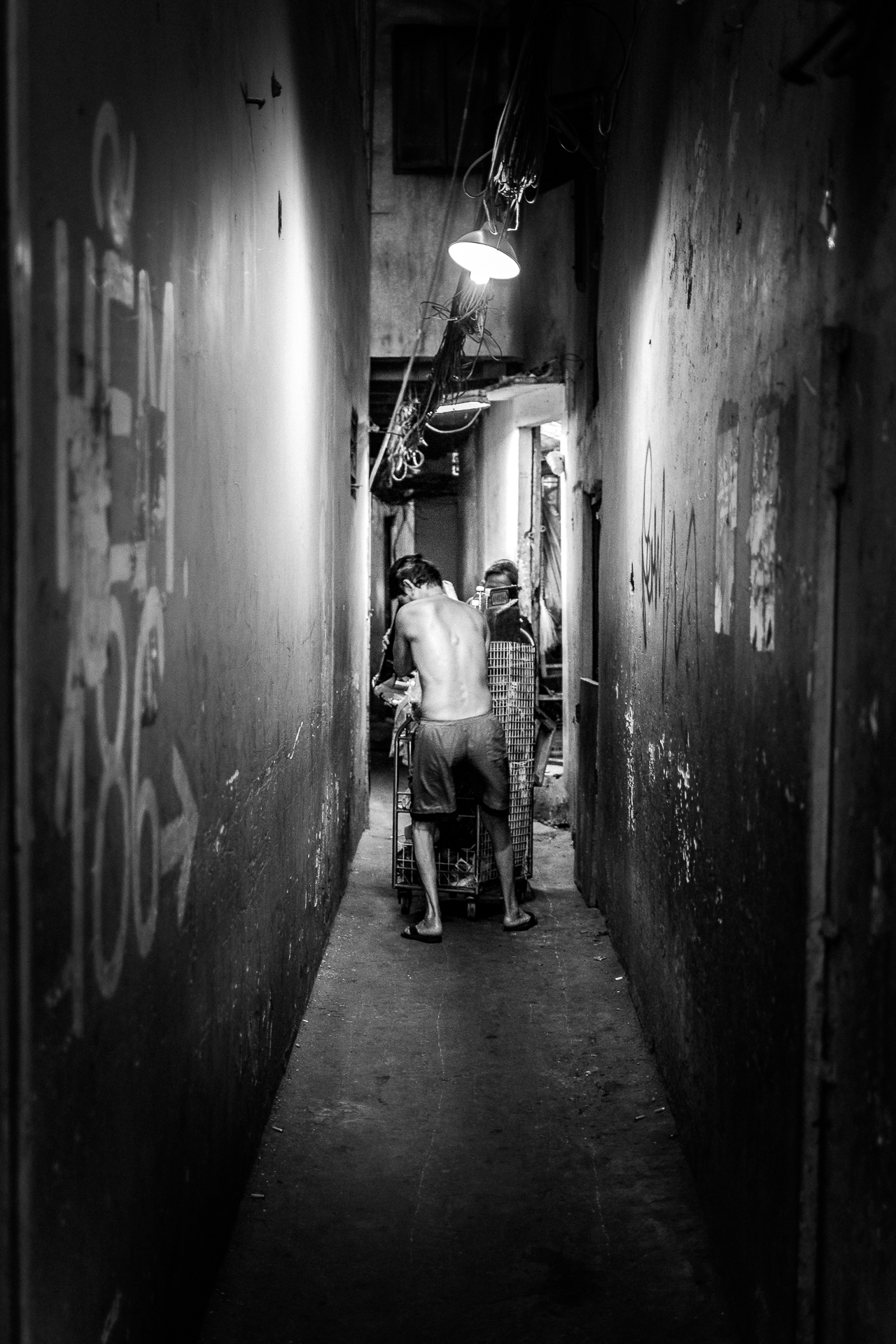 Saigon alley