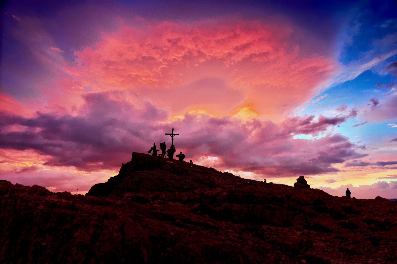 Sunset over Lagazuoi