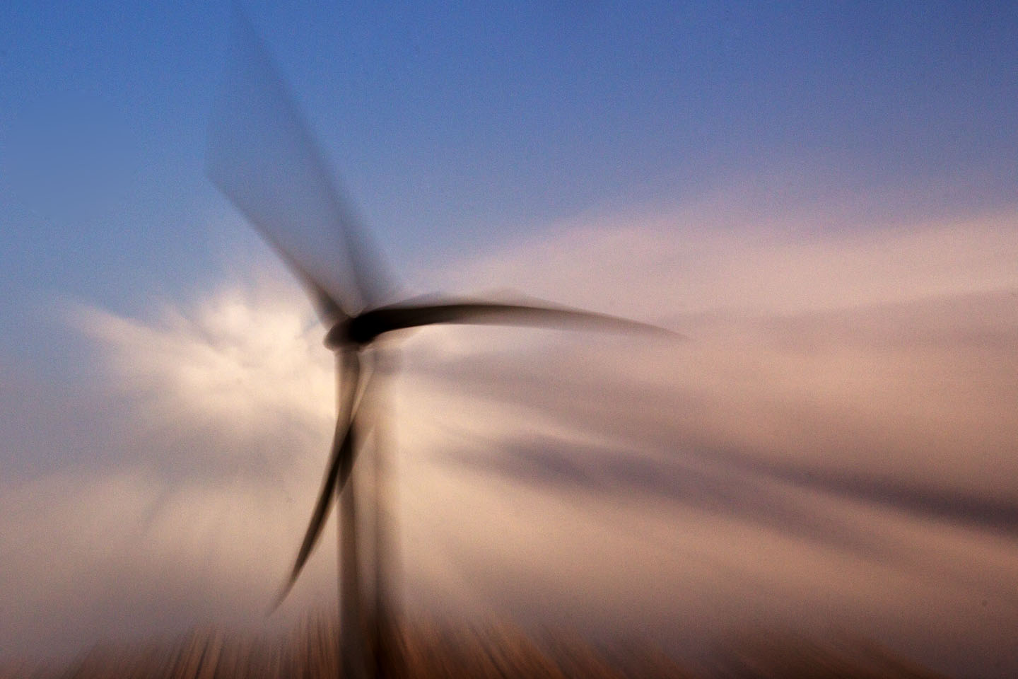 Turbine blades at full speed