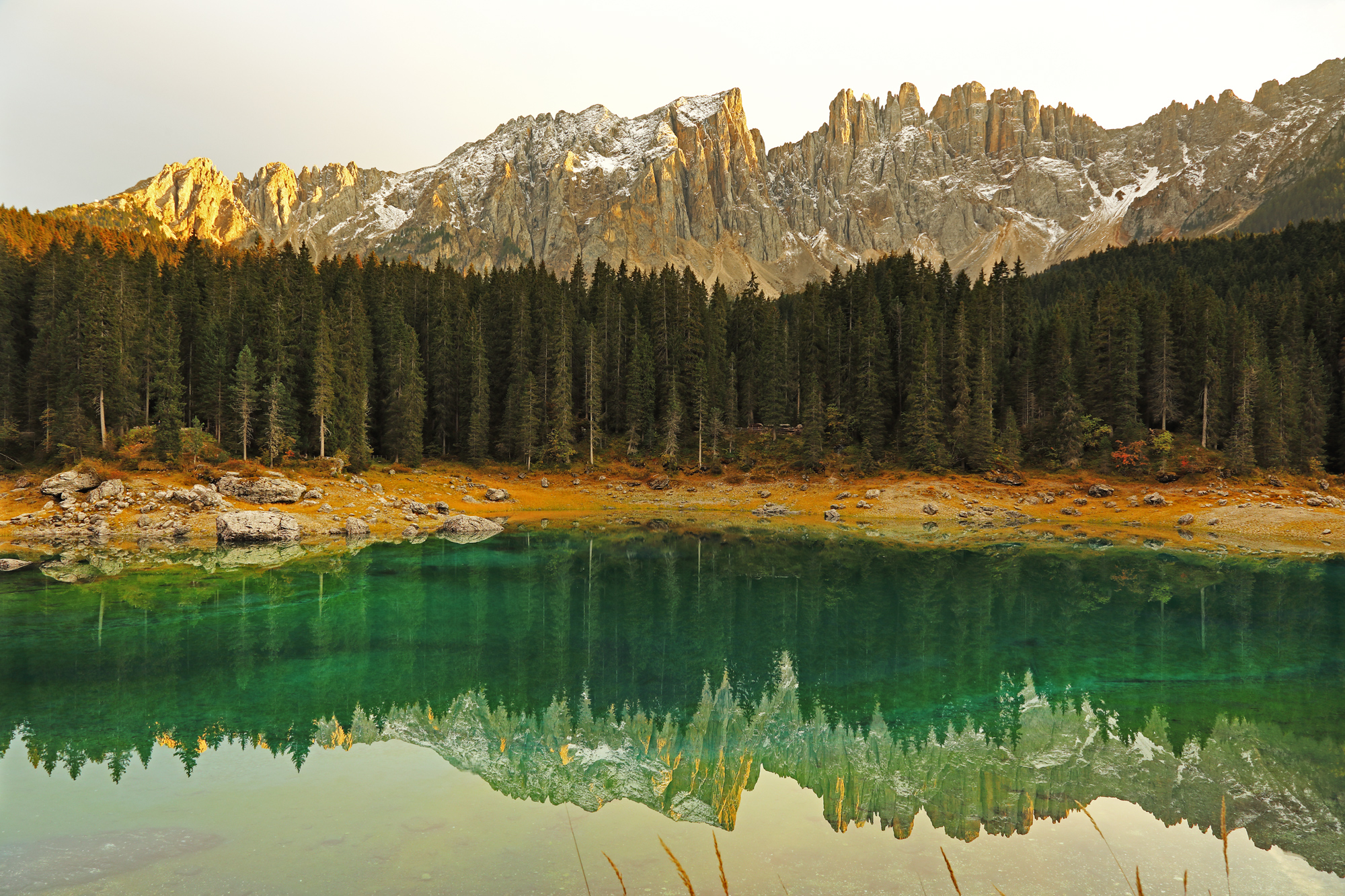 Tramonto su Lago di Carezza e Latemar