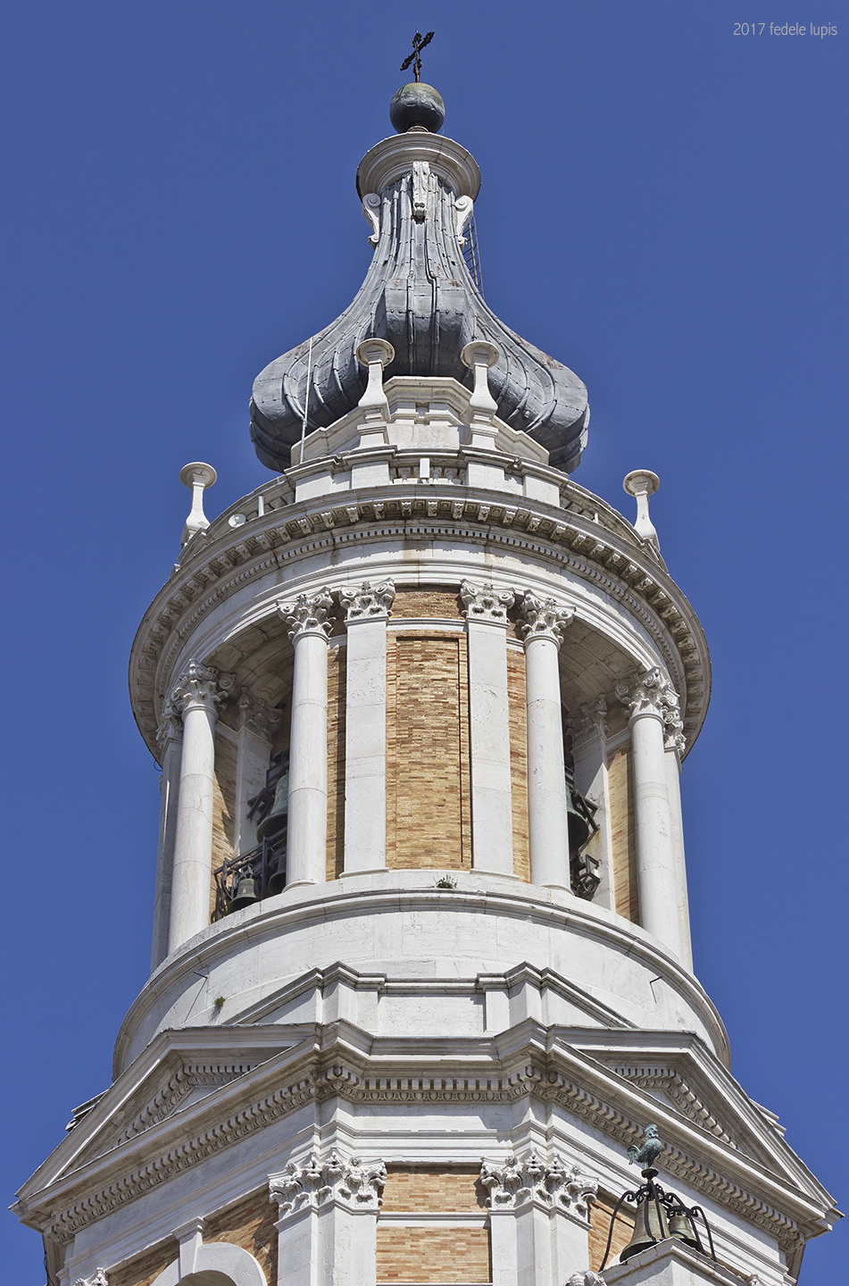 Loreto (an). Details.