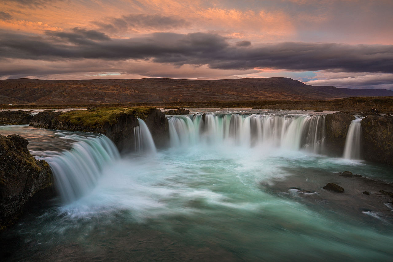 dawn at Godafoss