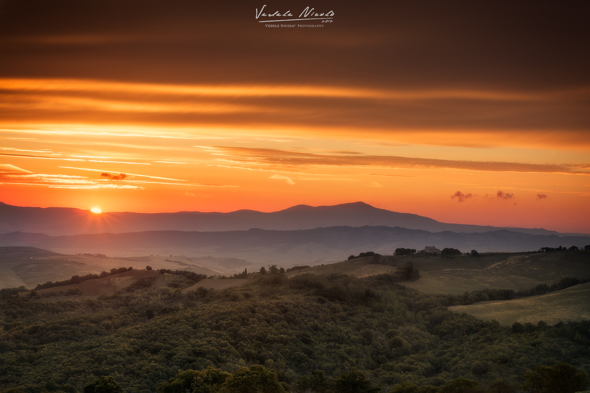 Alba at "Poggi Pelati" - Castiglione d'Orcia (...