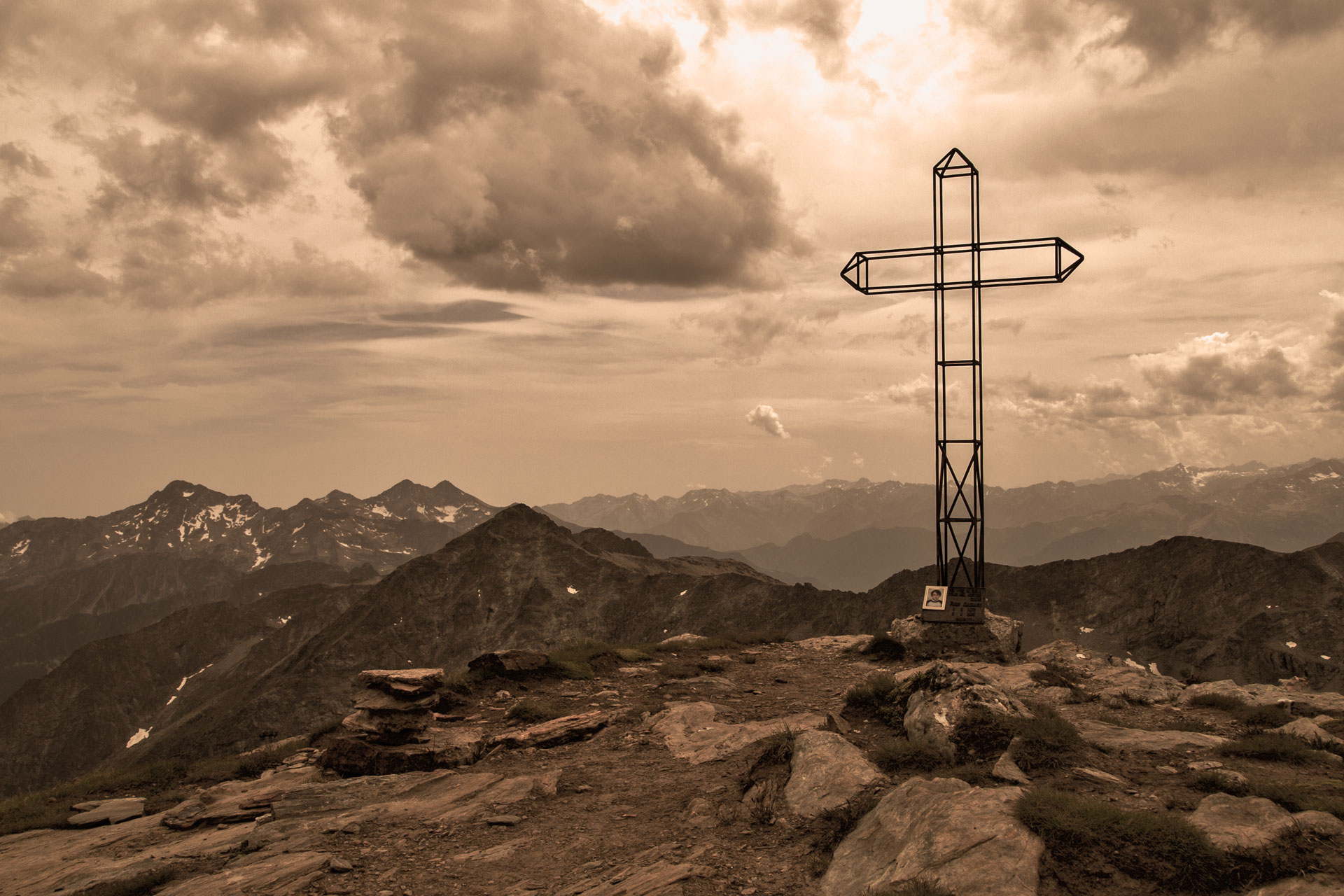 Bivacco Lateltin - Testa Grigia