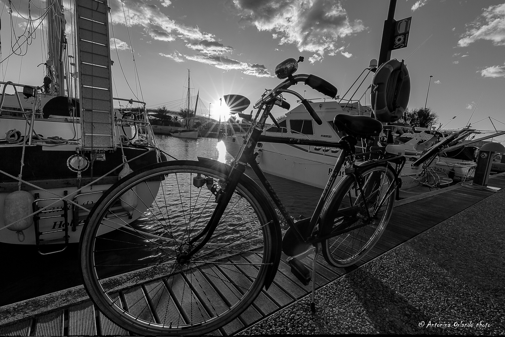 Fanale ad energia solare ....ahahajahajah !!!