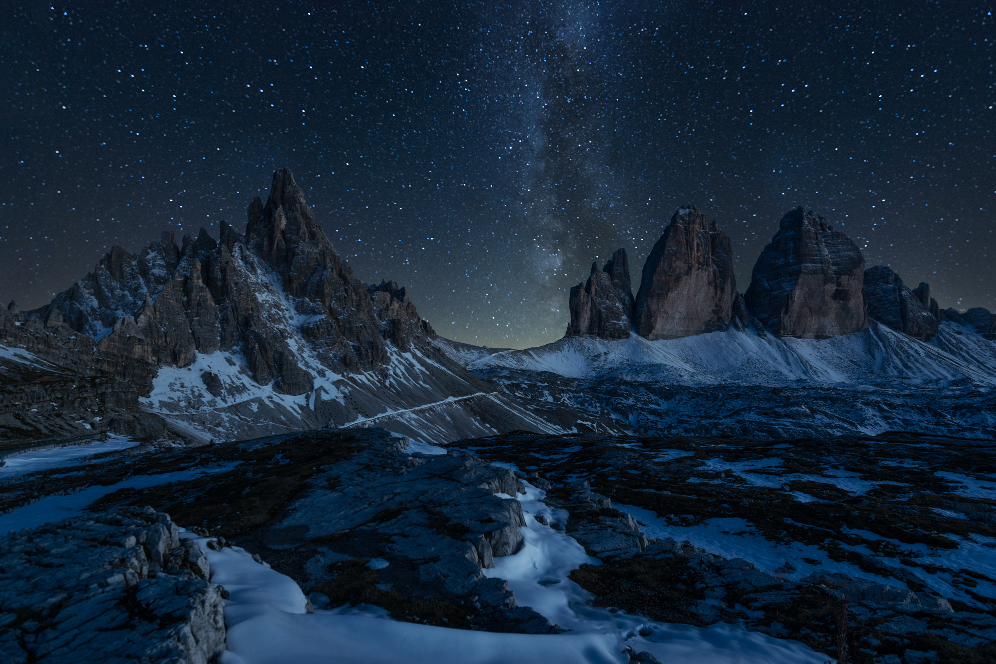 Milky way on the Dolomites