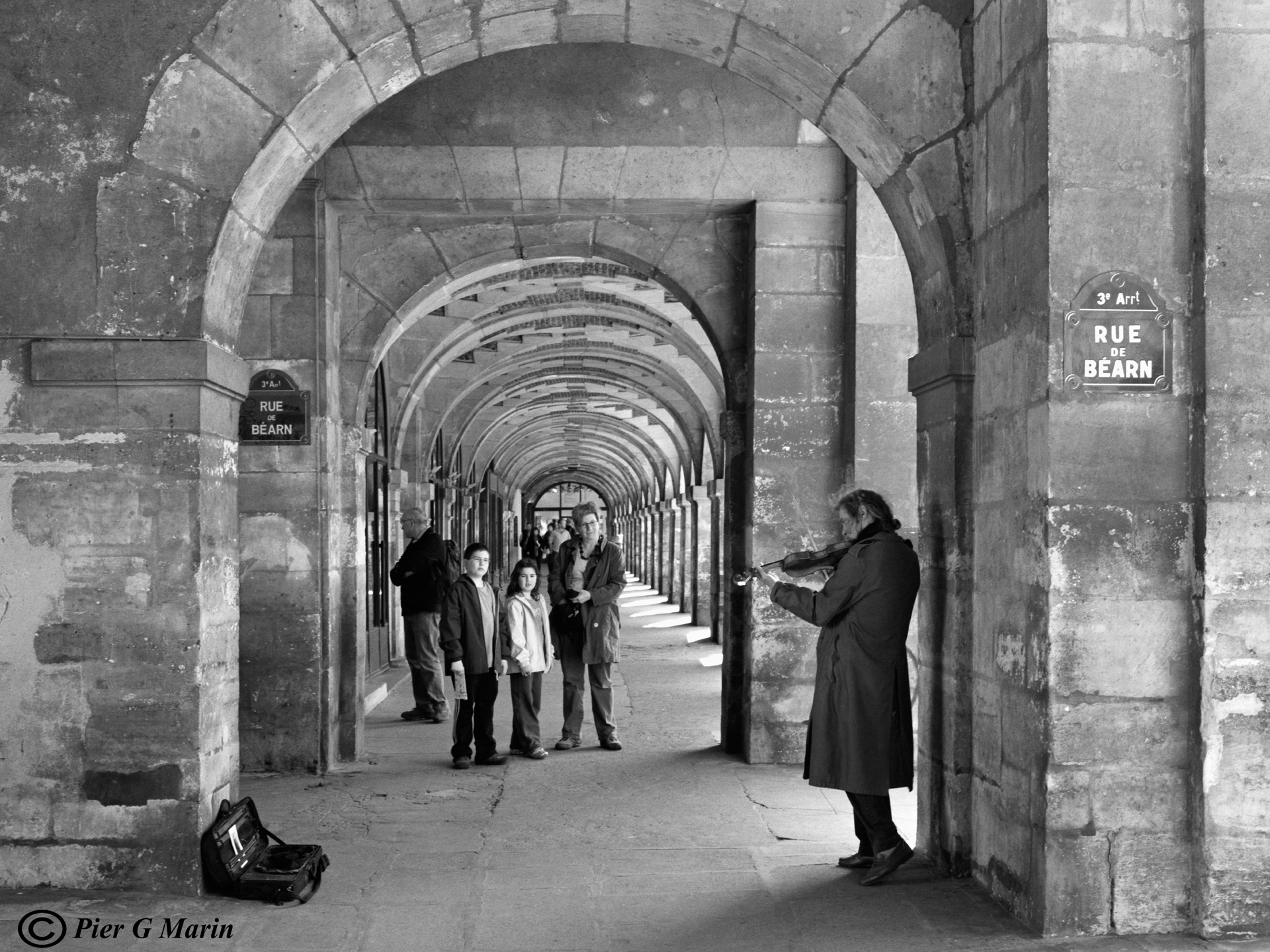 Paris, Place des Vosges, 2009
