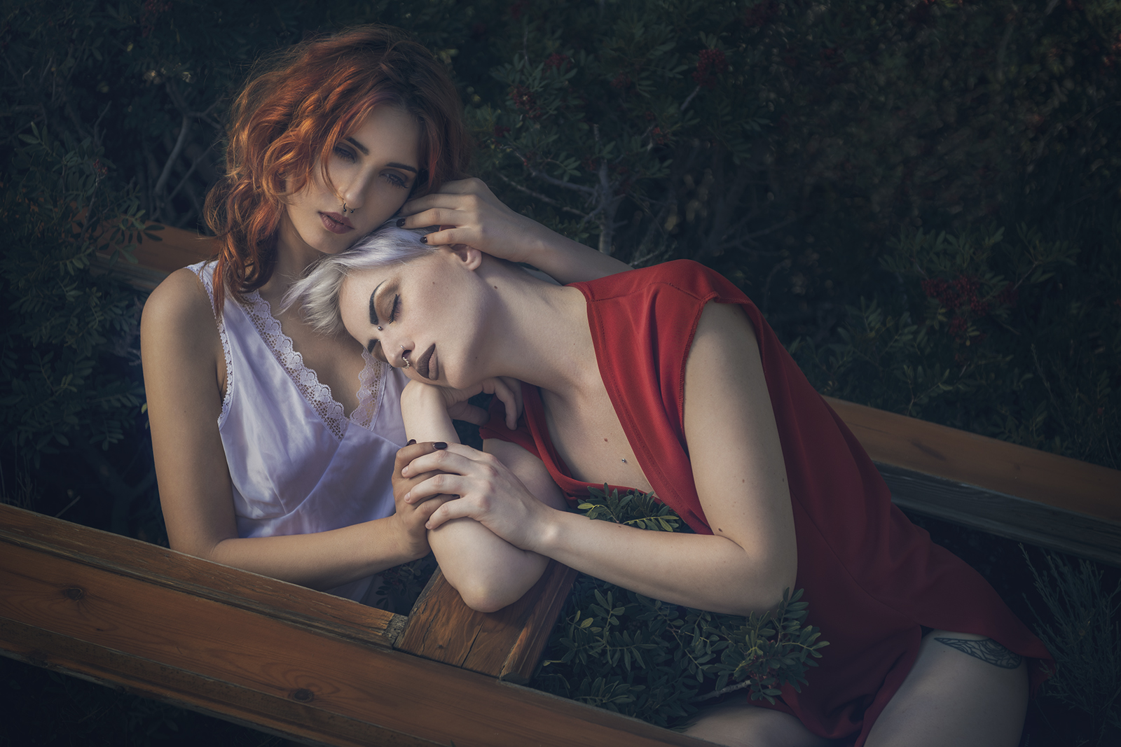 Embrace in red and white