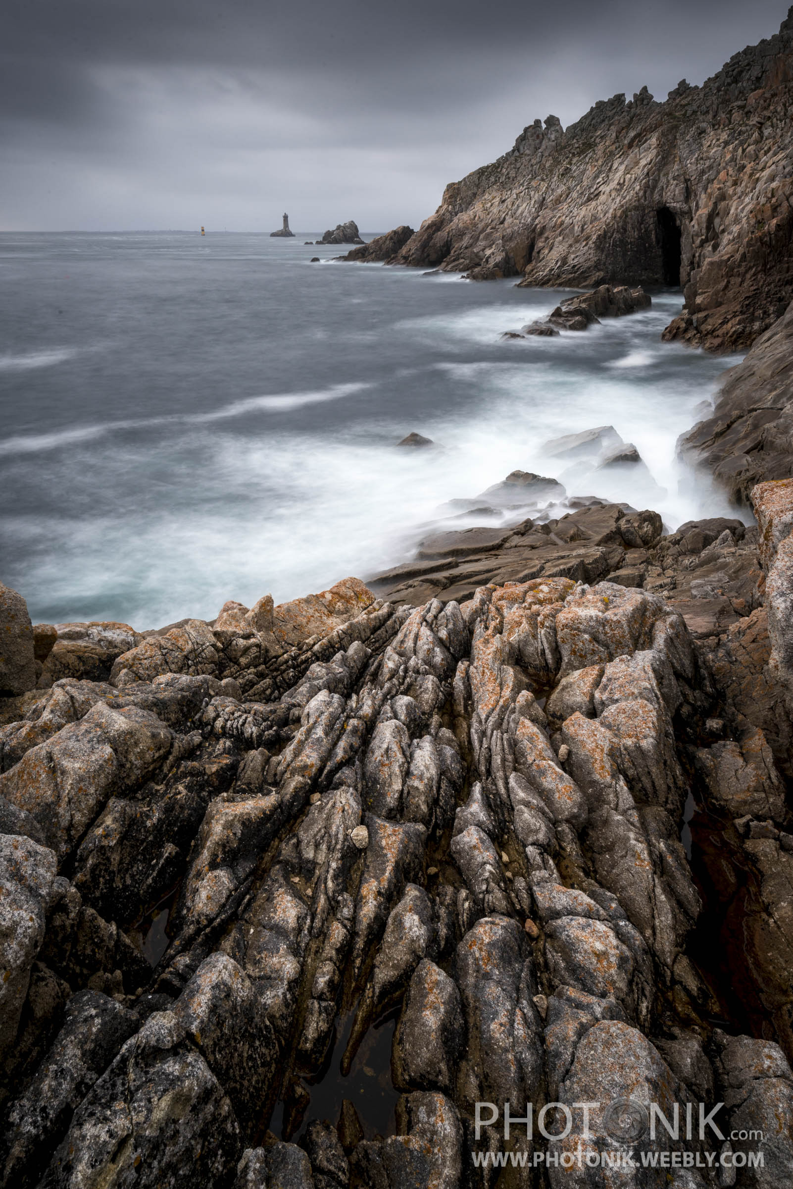 Tramonto cupo a Pointe du Raz