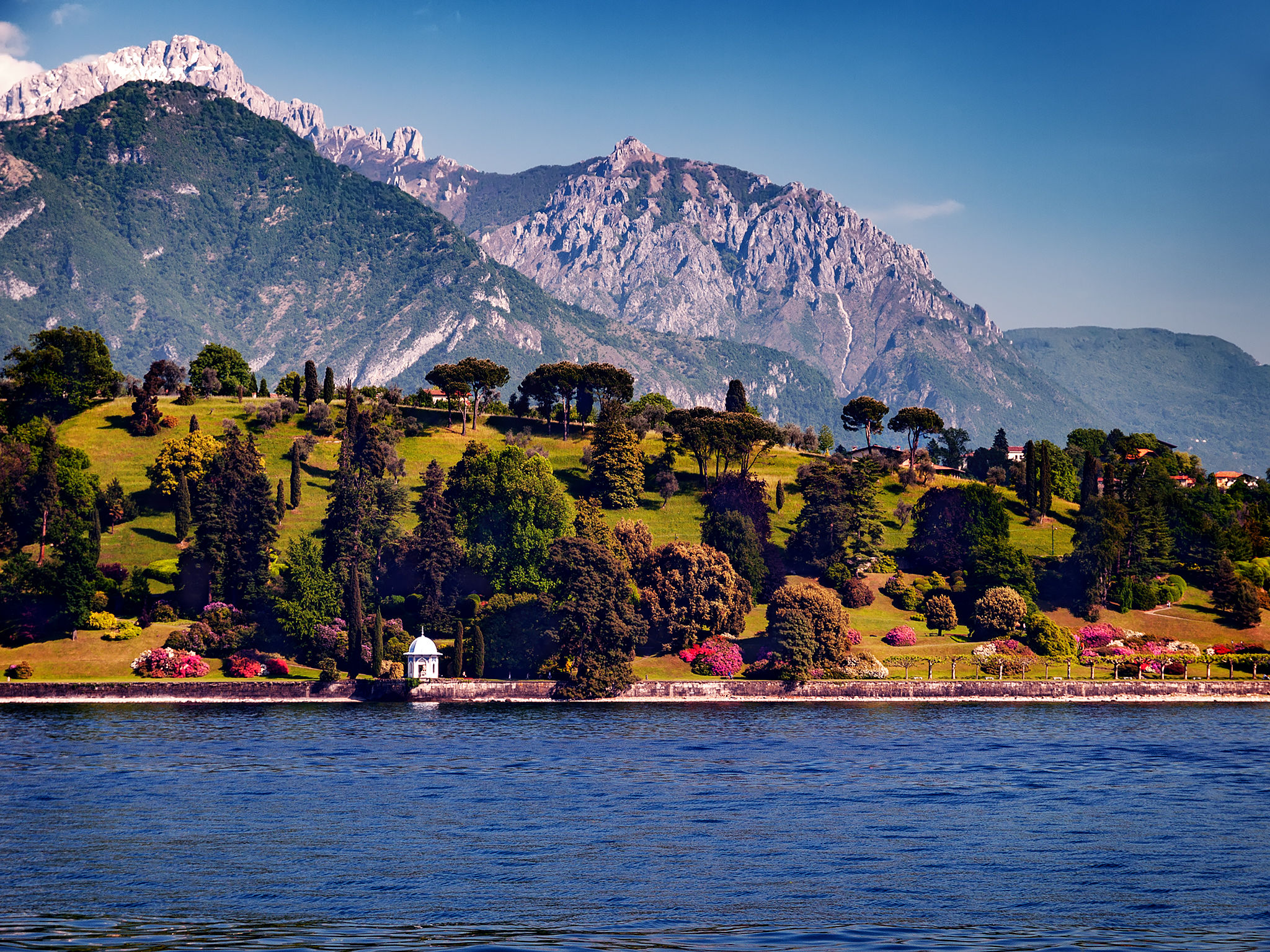 Floating and Confused