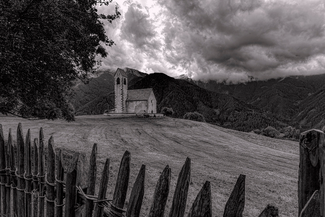 Church of San Giacomo di Funes
