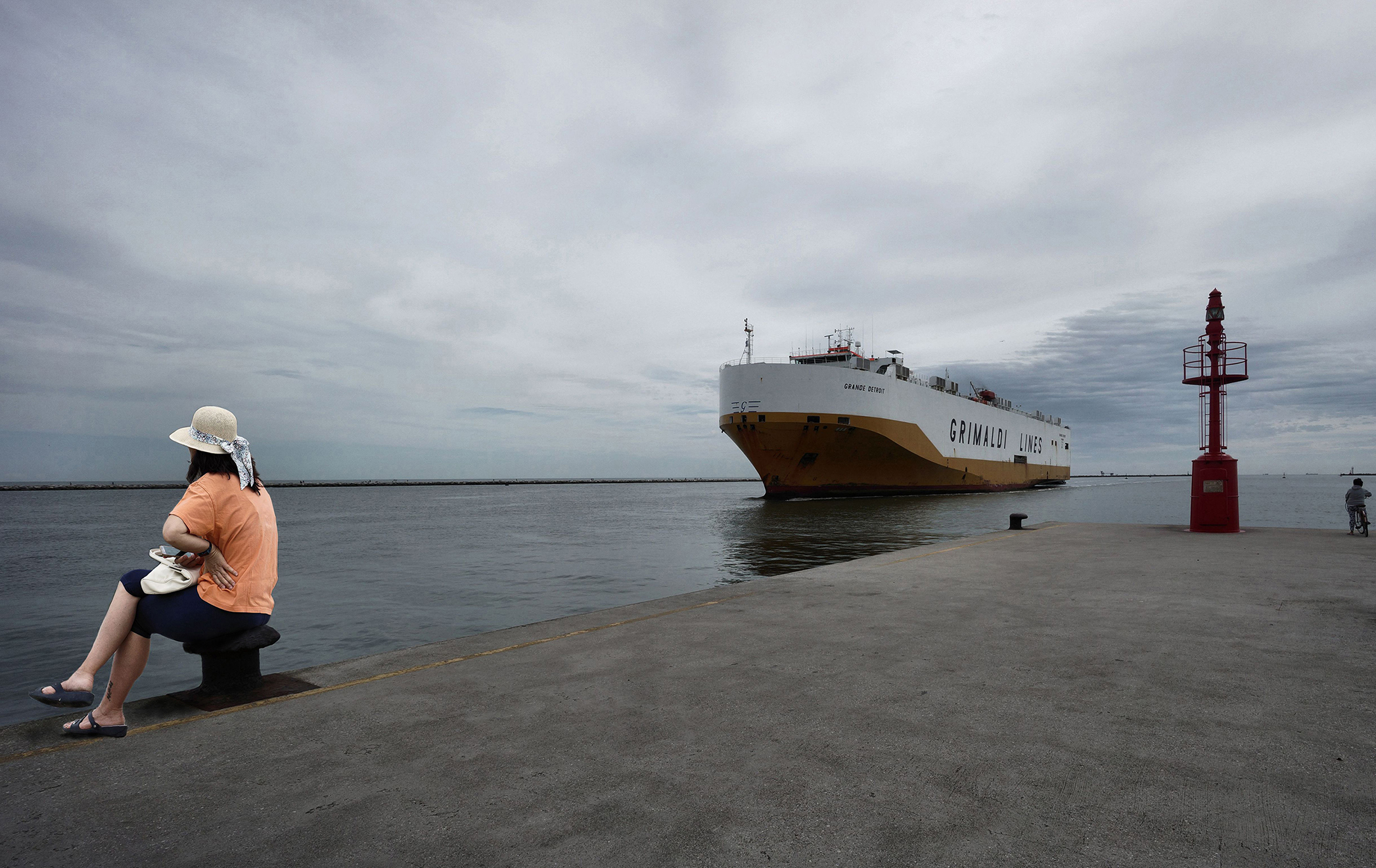 Attesa in prima fila.