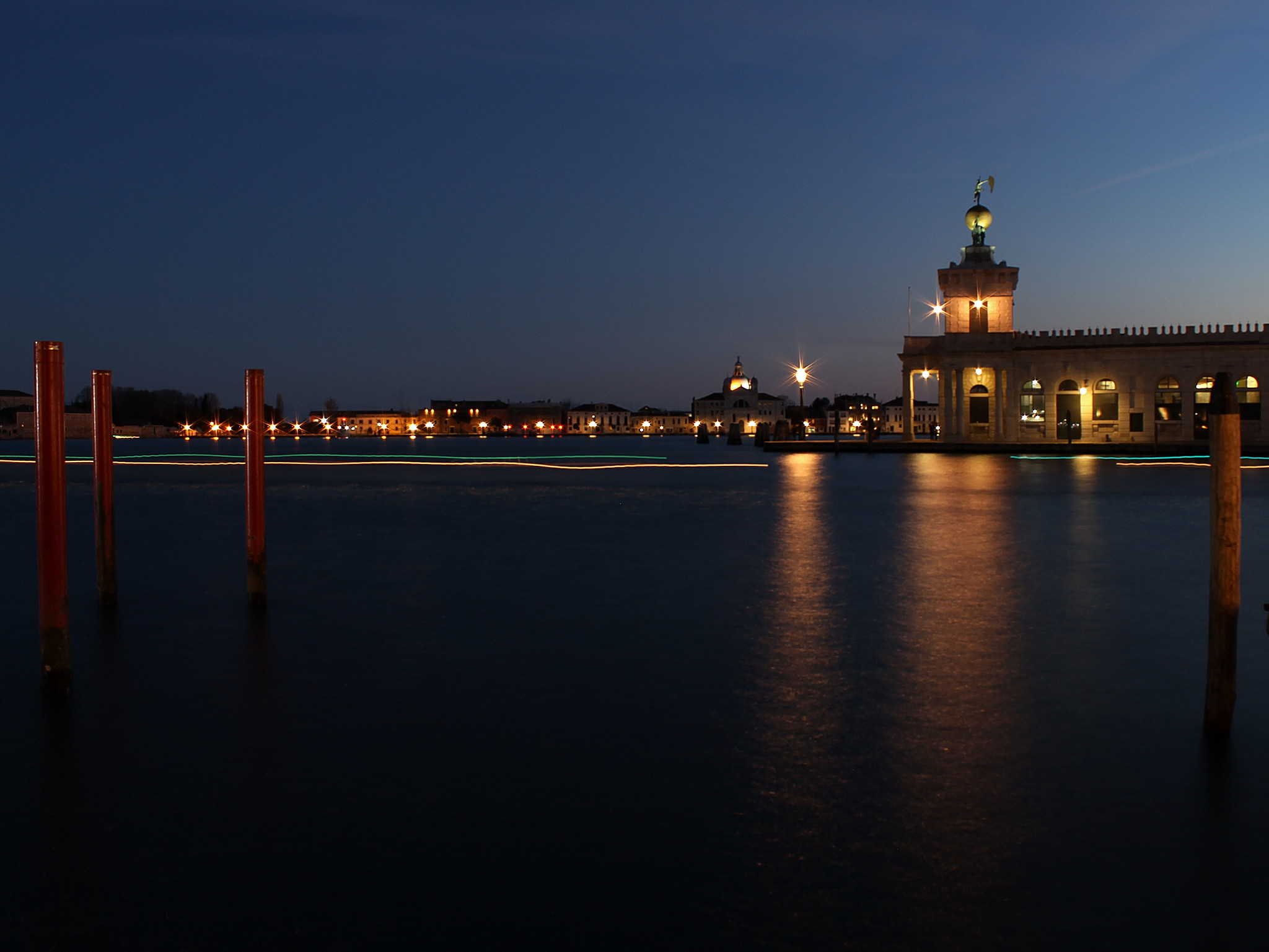 So poco della notte ma lei conosce tutto di me