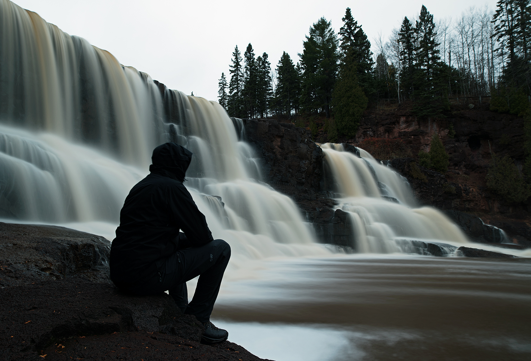 Crepuscolo a Gooseberry Falls