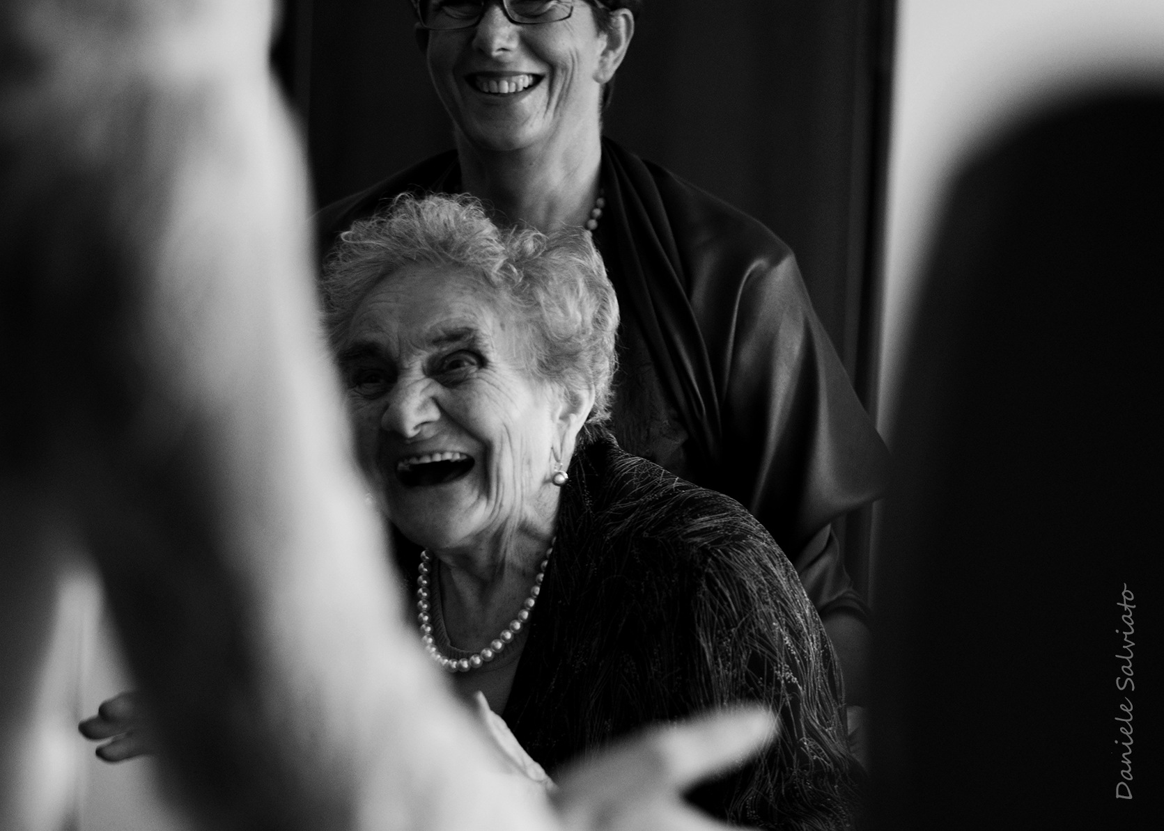 the surprise of the grandmother