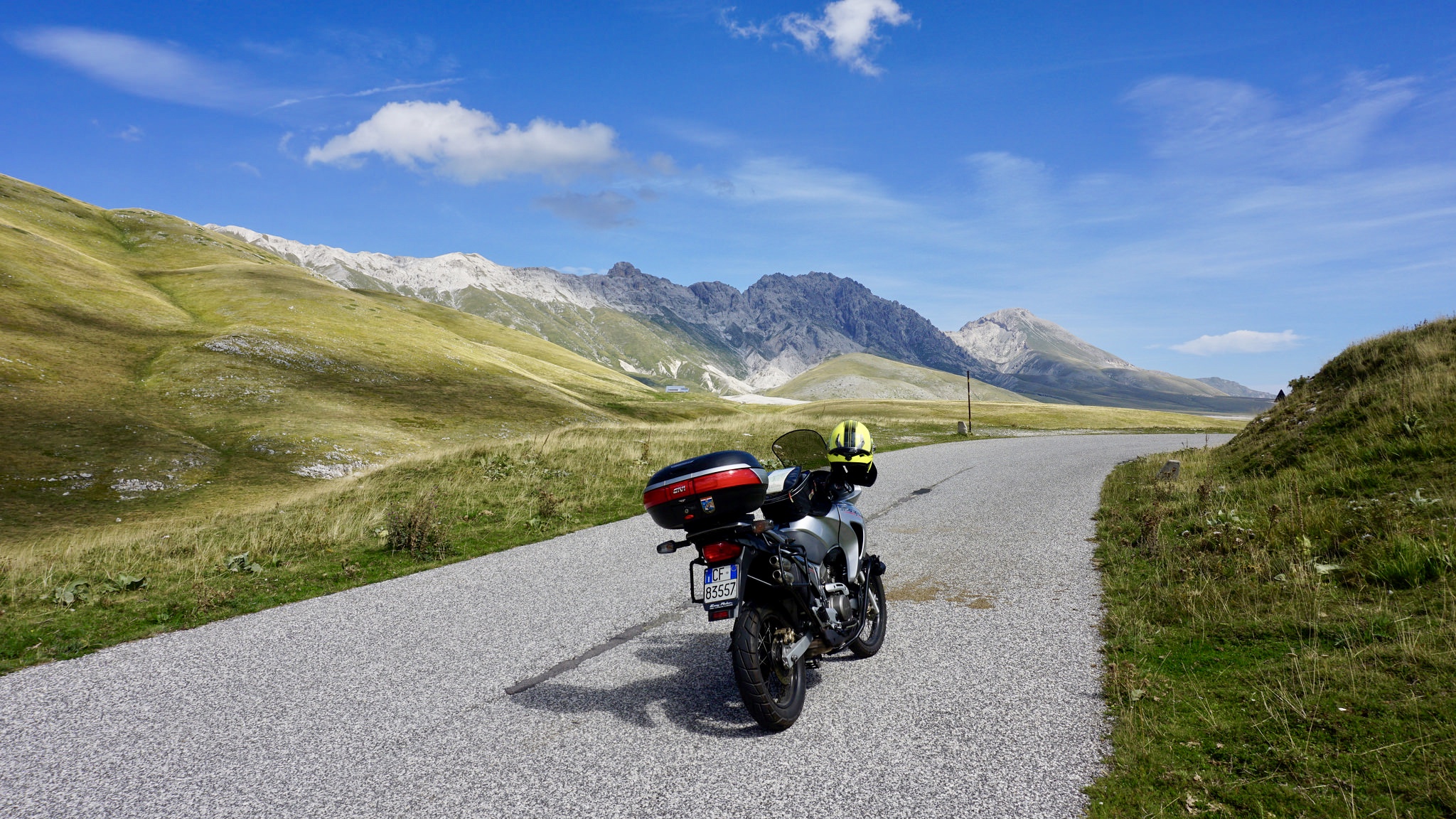 Towards the Laga Mountains