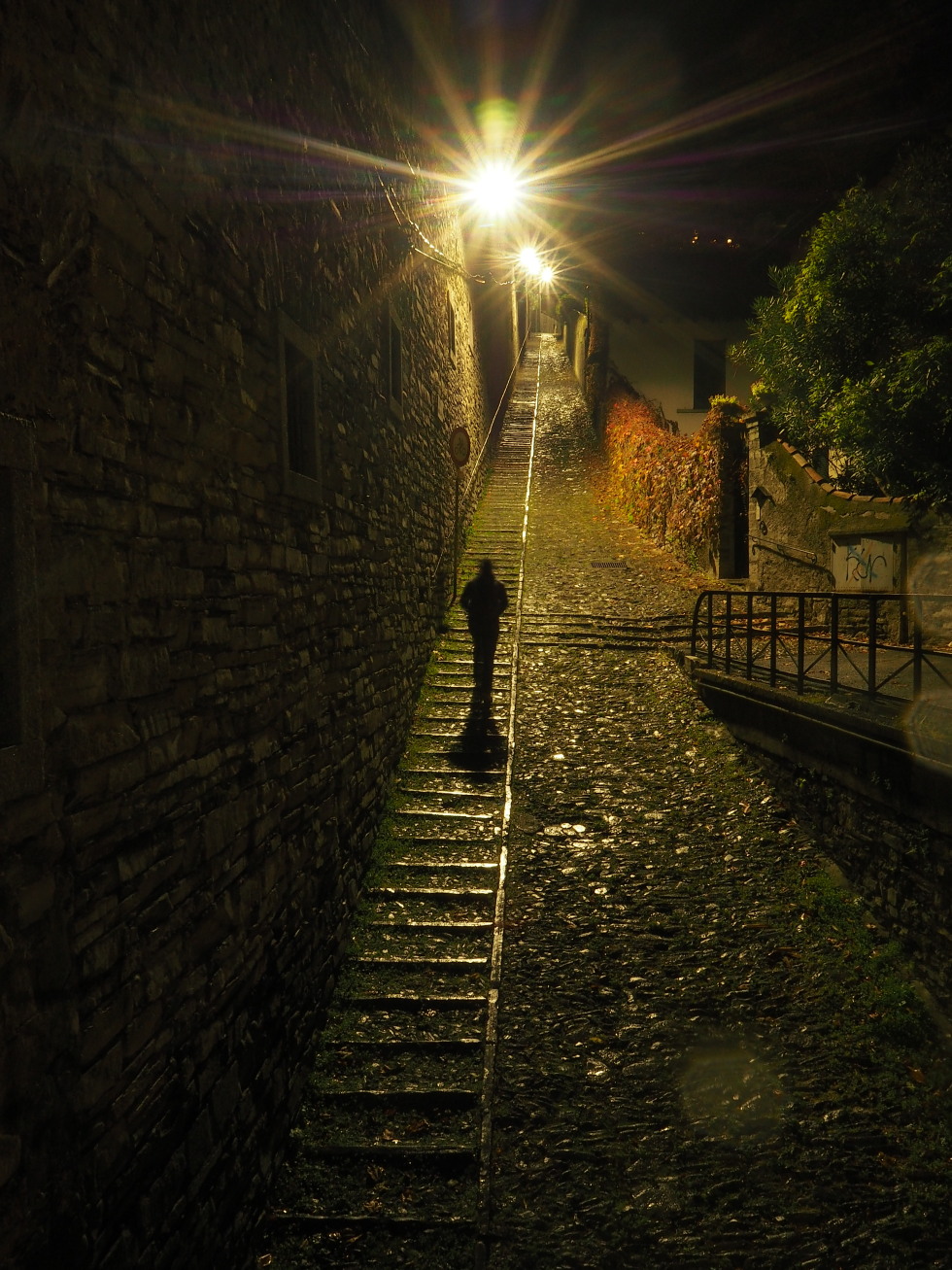scalinata nel borgo