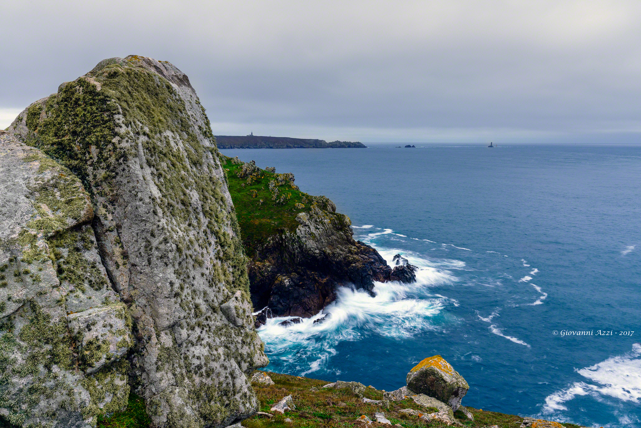 Guardando una mattina uggiosa