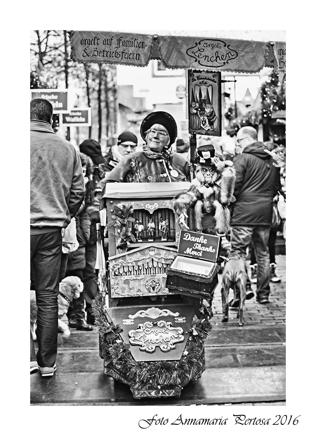 Puppets, folklore and lots of beer !!!