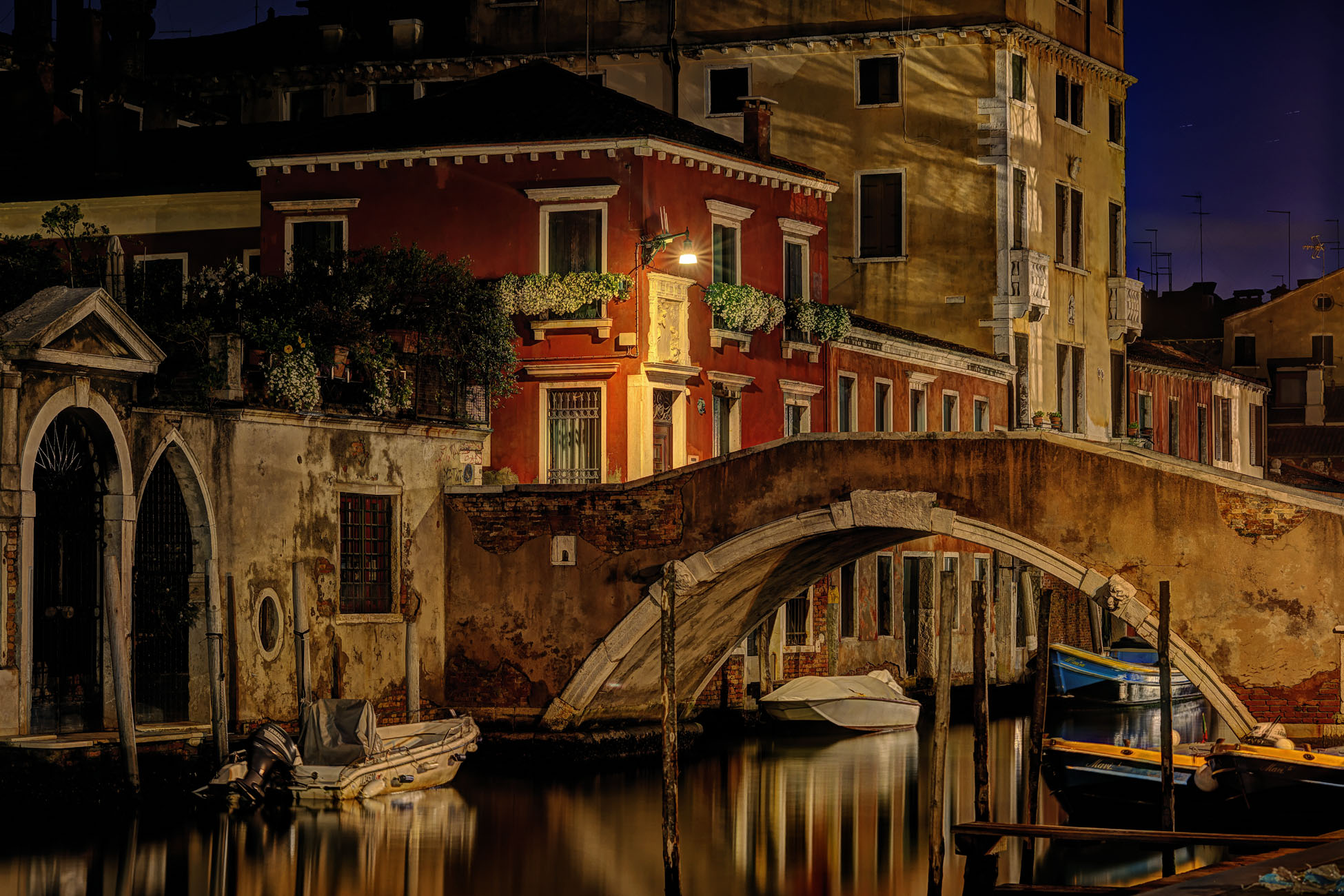 The red house on the deck