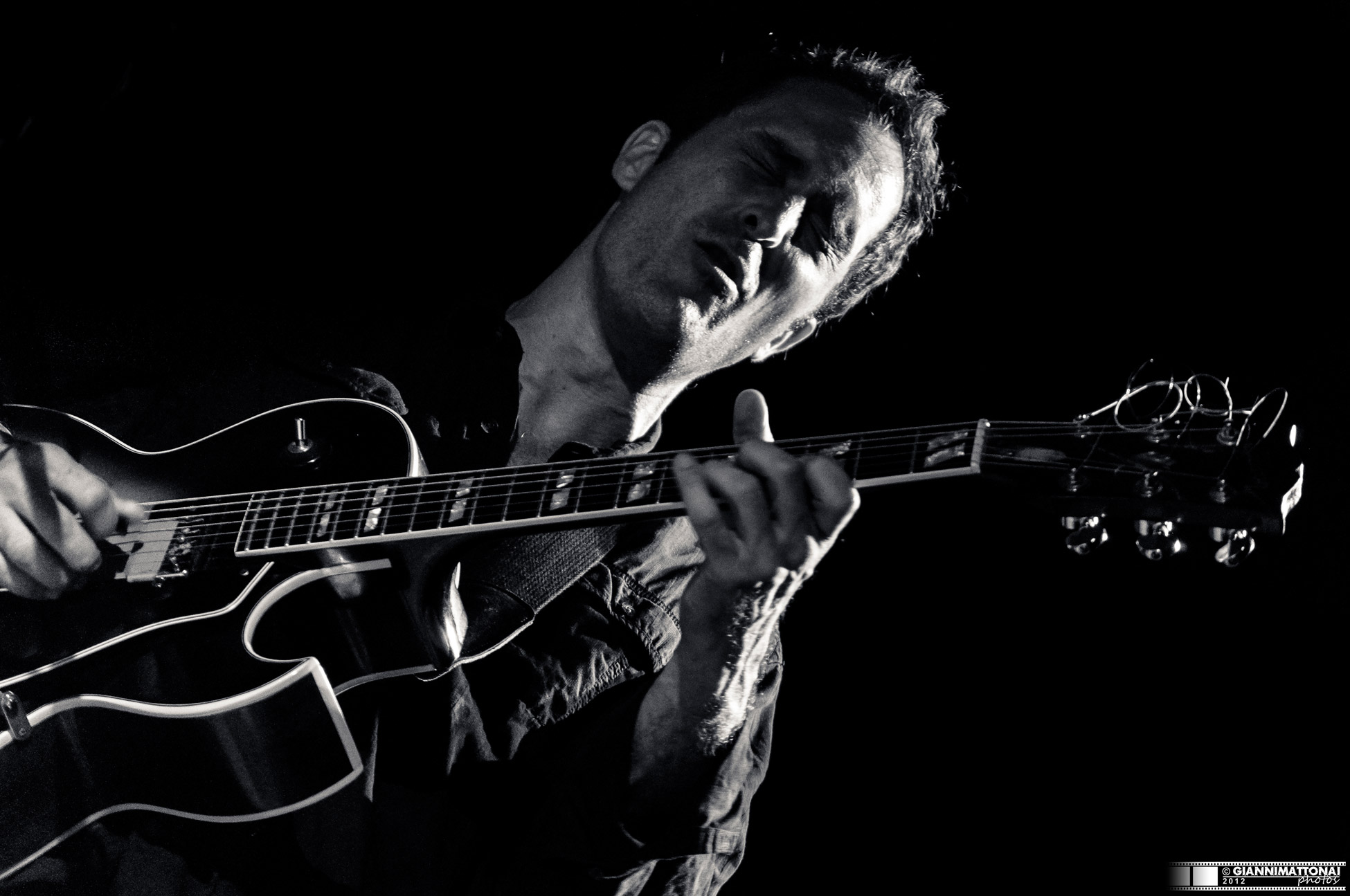 Jonathan Kreisberg live