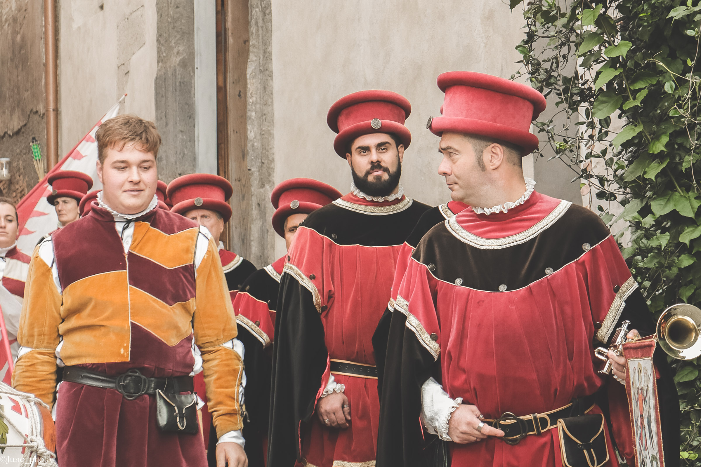 Arrivano gli Sbandieratori