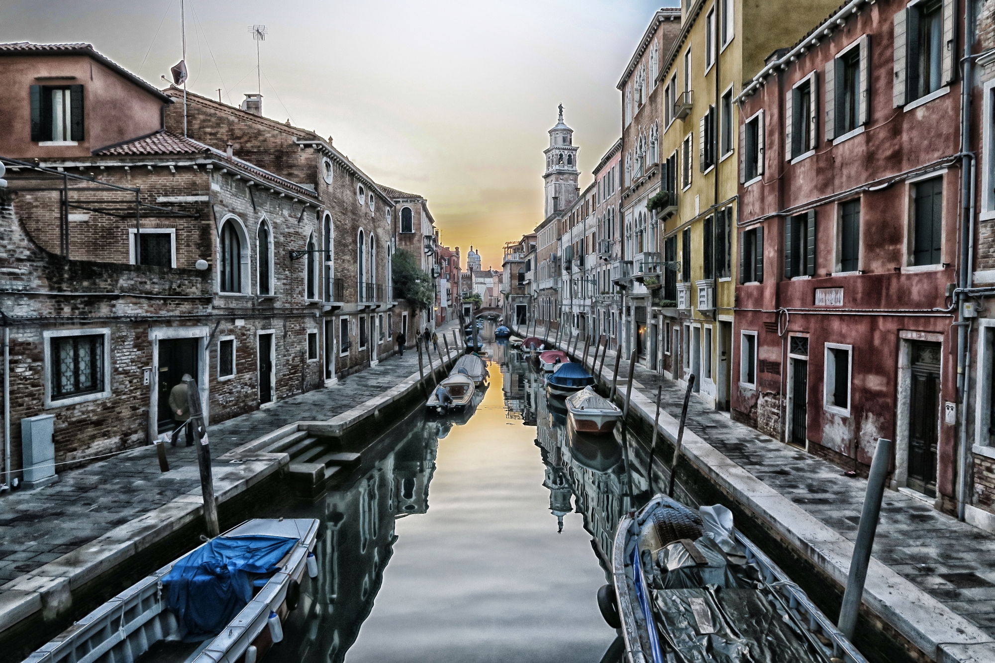 from the Bridge of Pugni (rio San Barnaba)