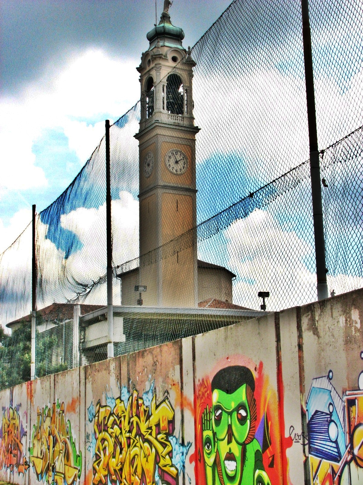 3253 - Irritated Sky - MI Bollate