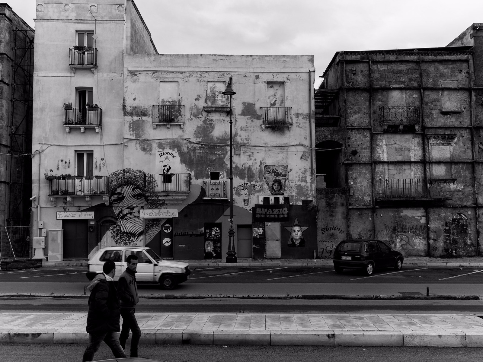 Due passi nella storia dimenticata