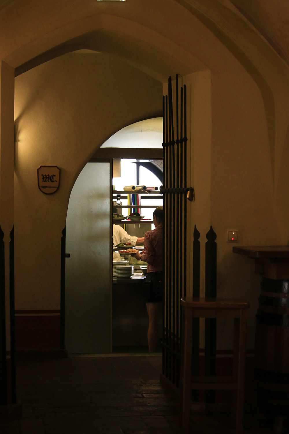 la cameriera