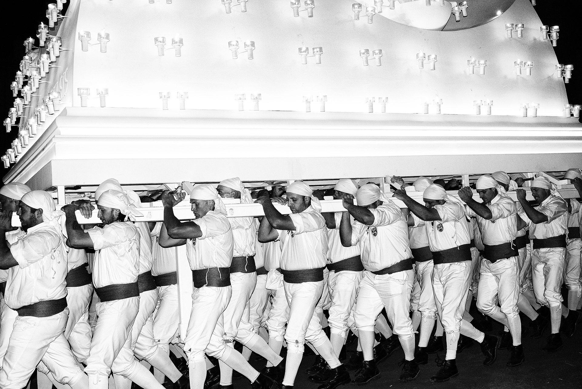 Transport of the Santa Rosa car (Viterbo)