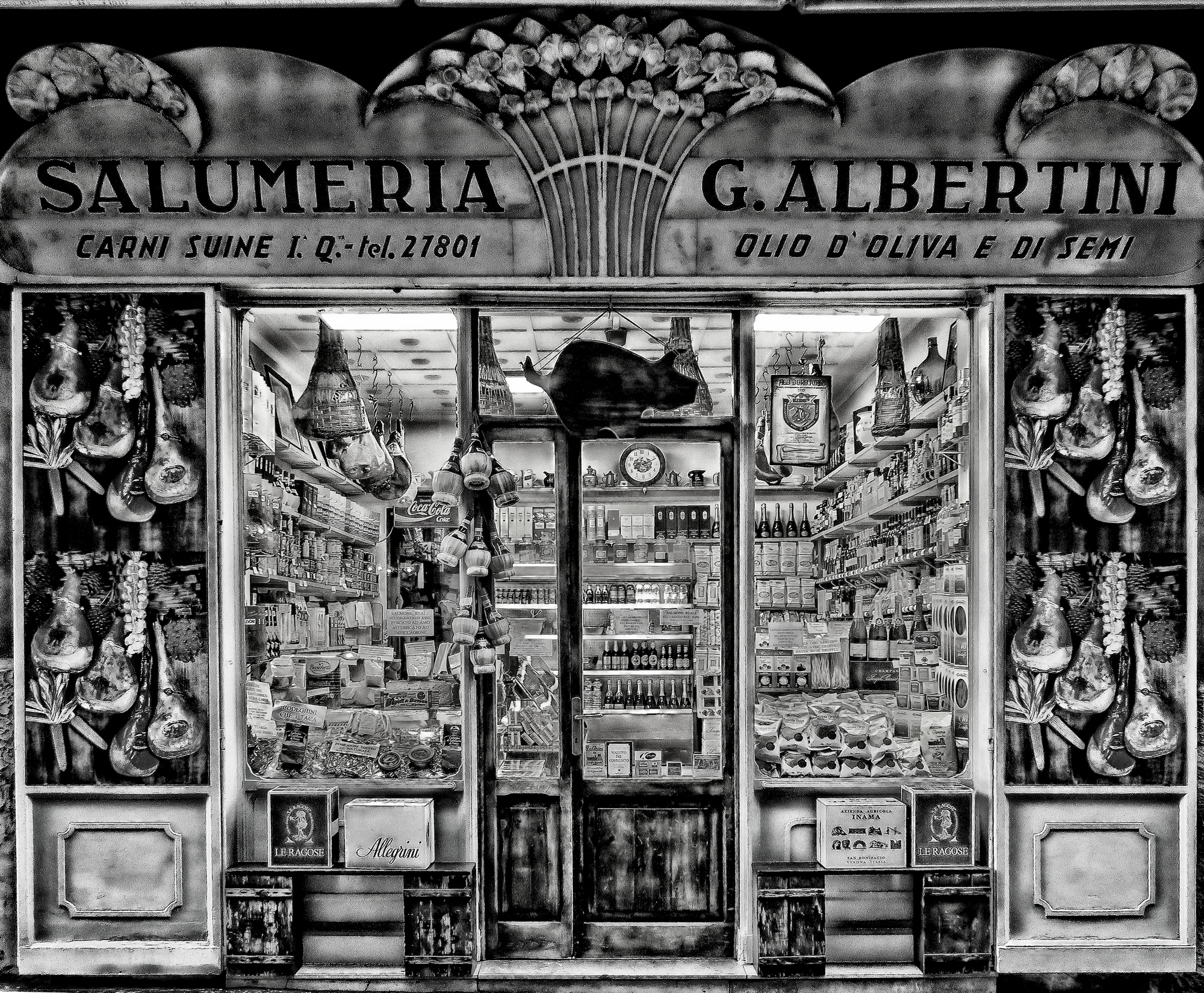 Le salumerie di una volta....