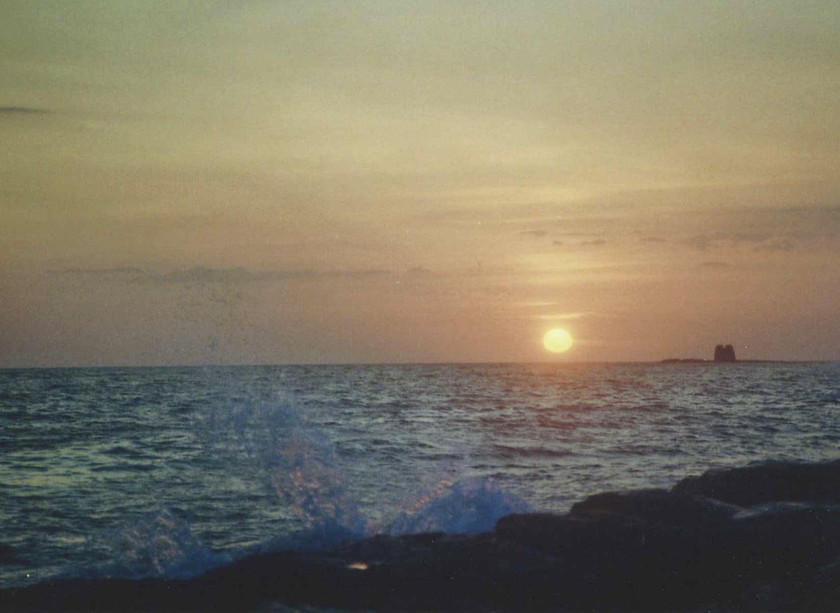 Onde infrante al crepuscolo