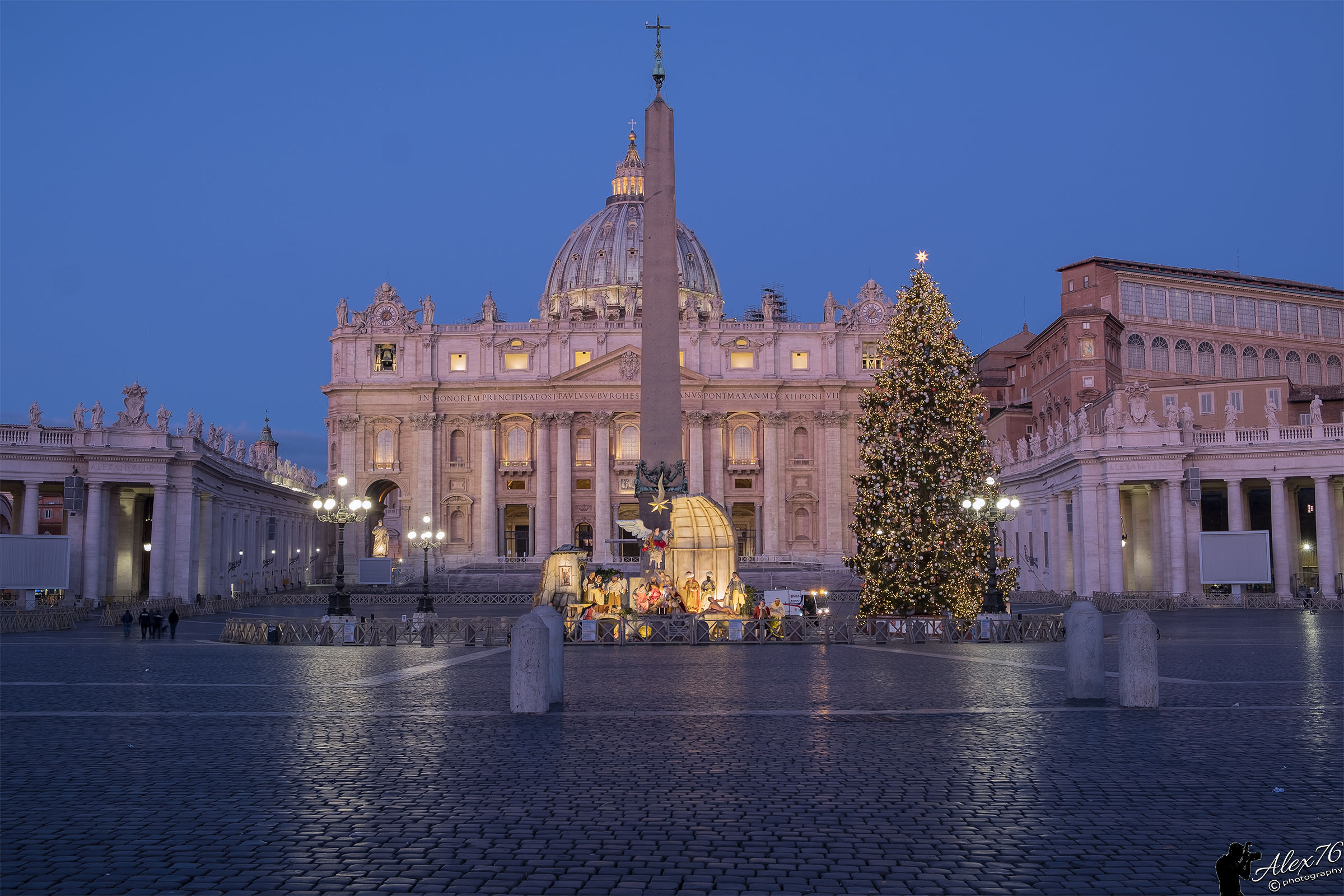 The Vatican prepares for Christmas ...