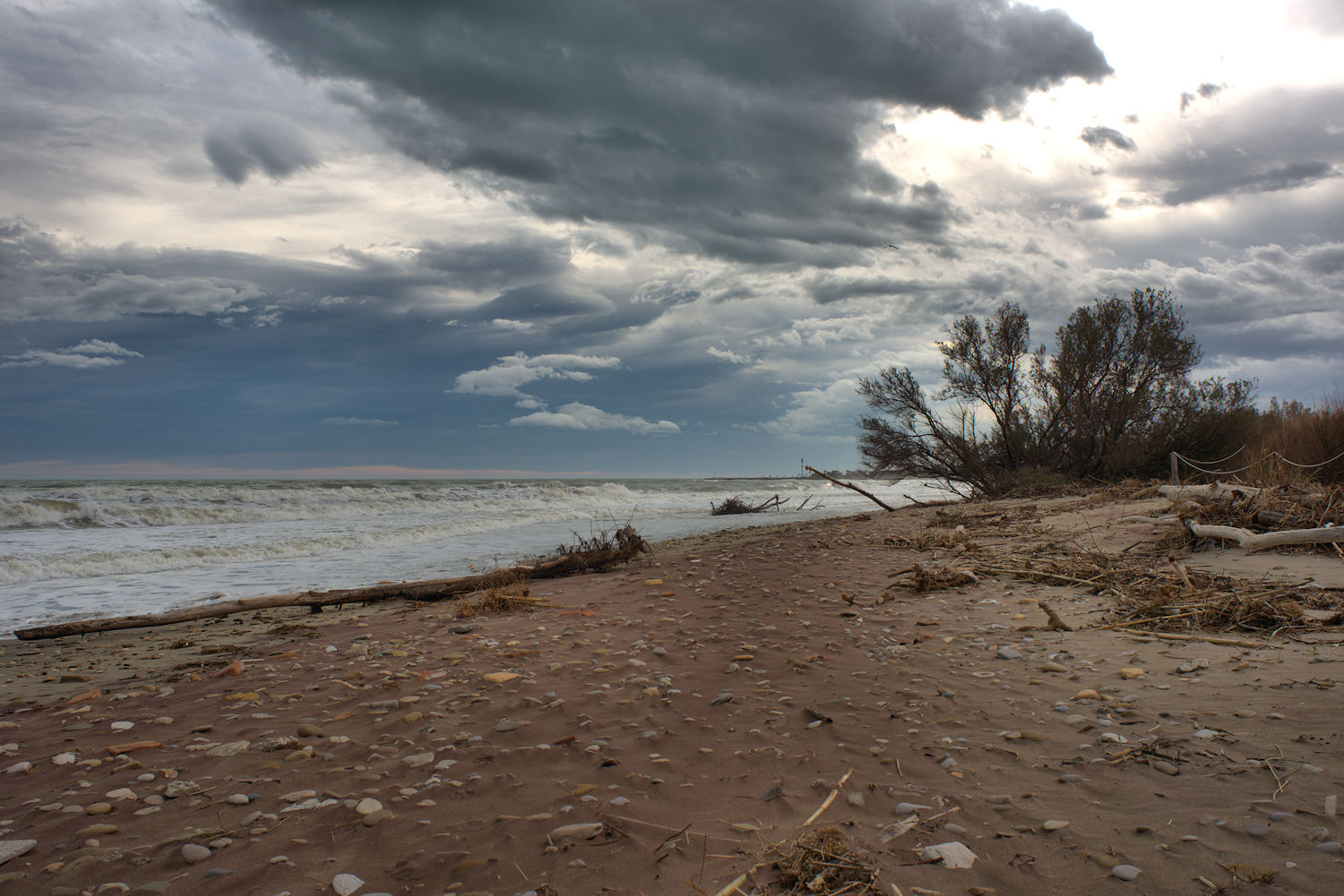 San del Tronto beach