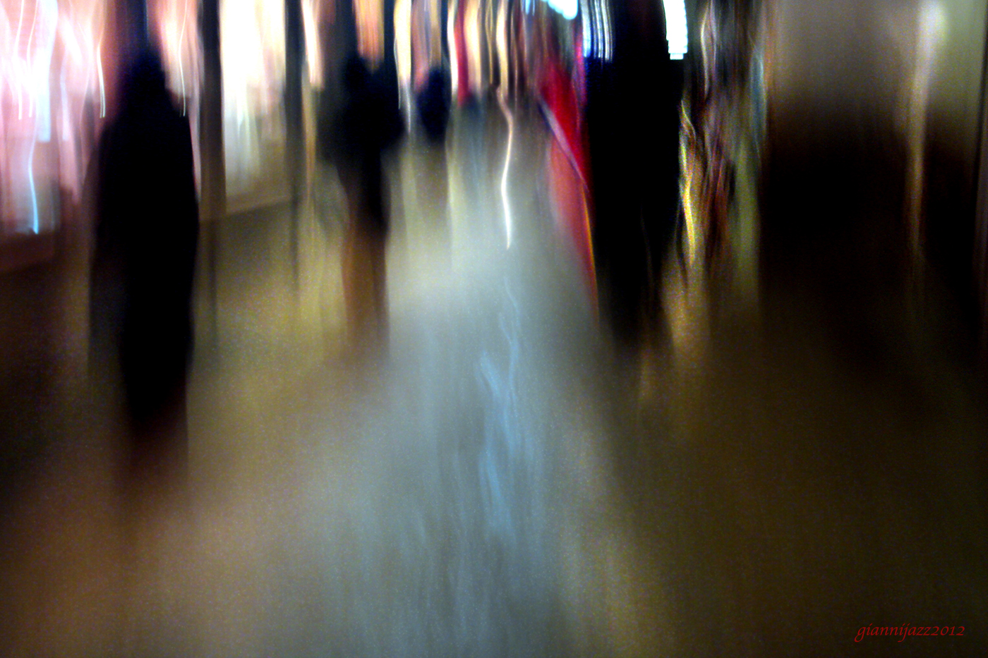 anxiety (people at night, to munch)