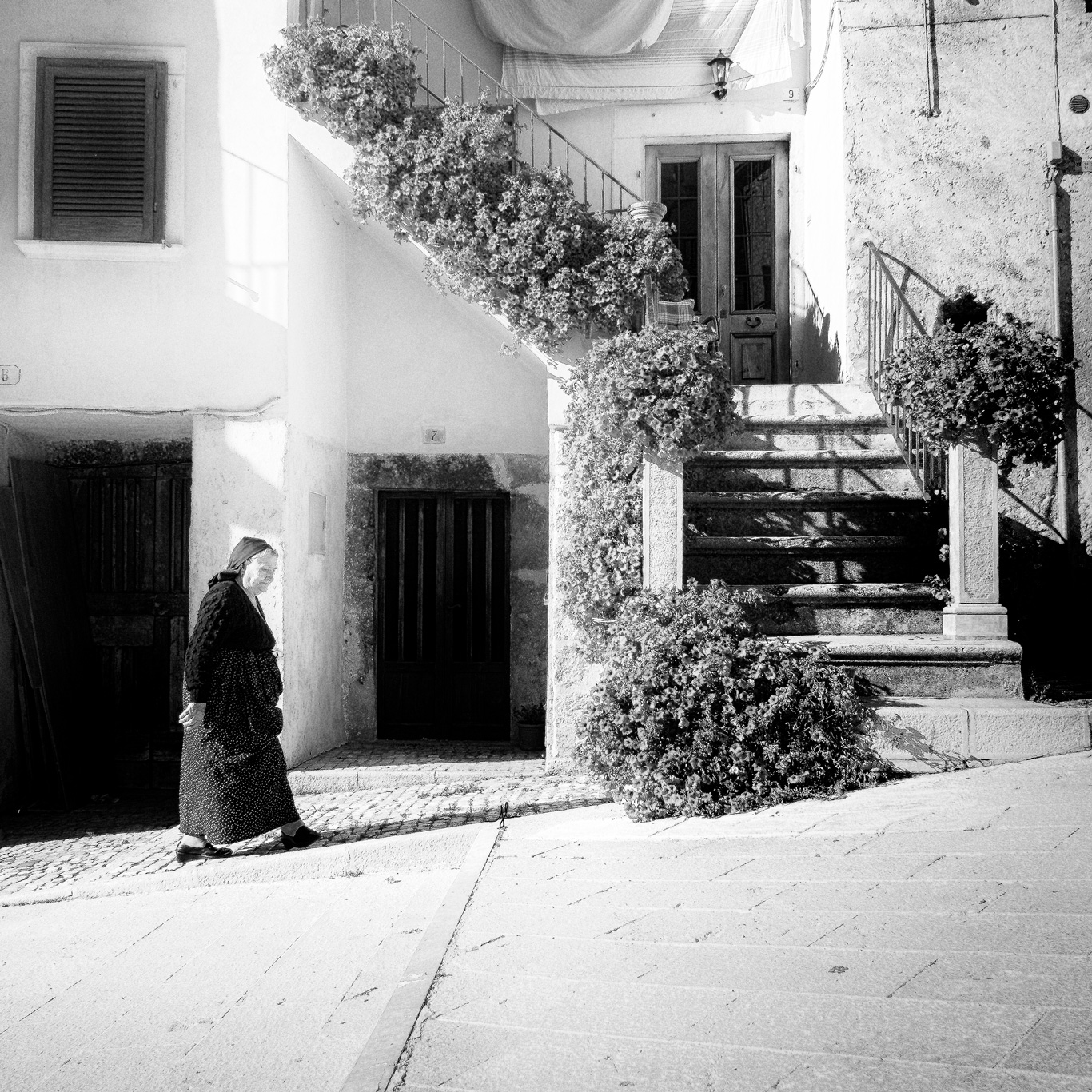 in bianco e nero.......