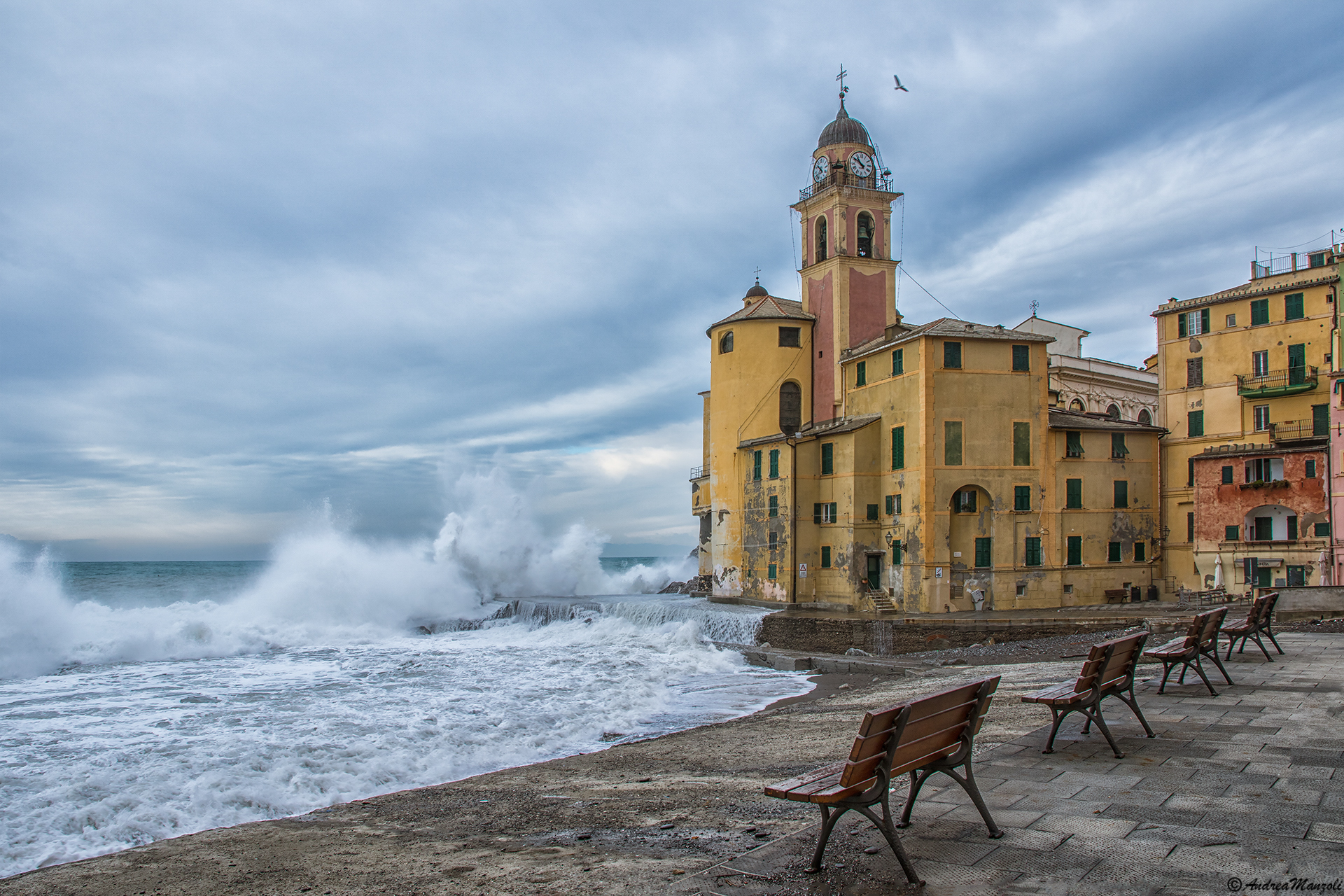 Camogli, in the front row.