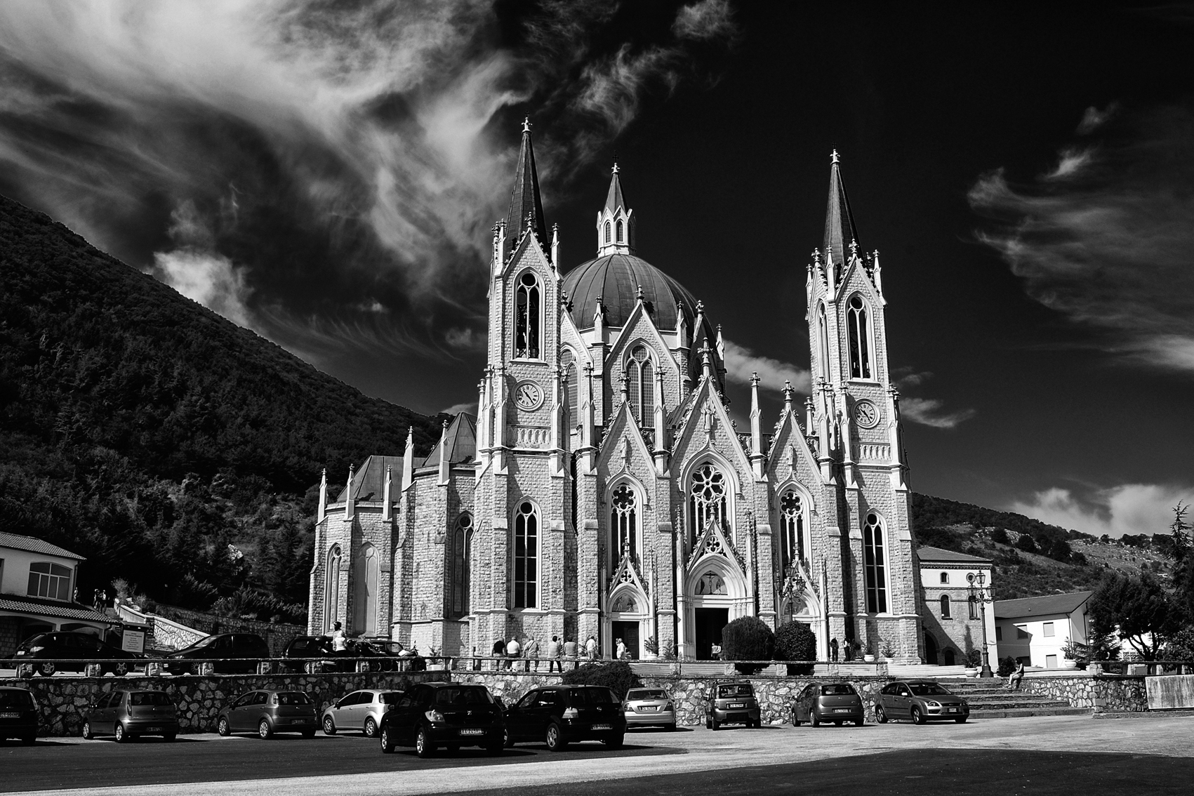Sanctuary of the Addolorata_Castelpetroso (is)